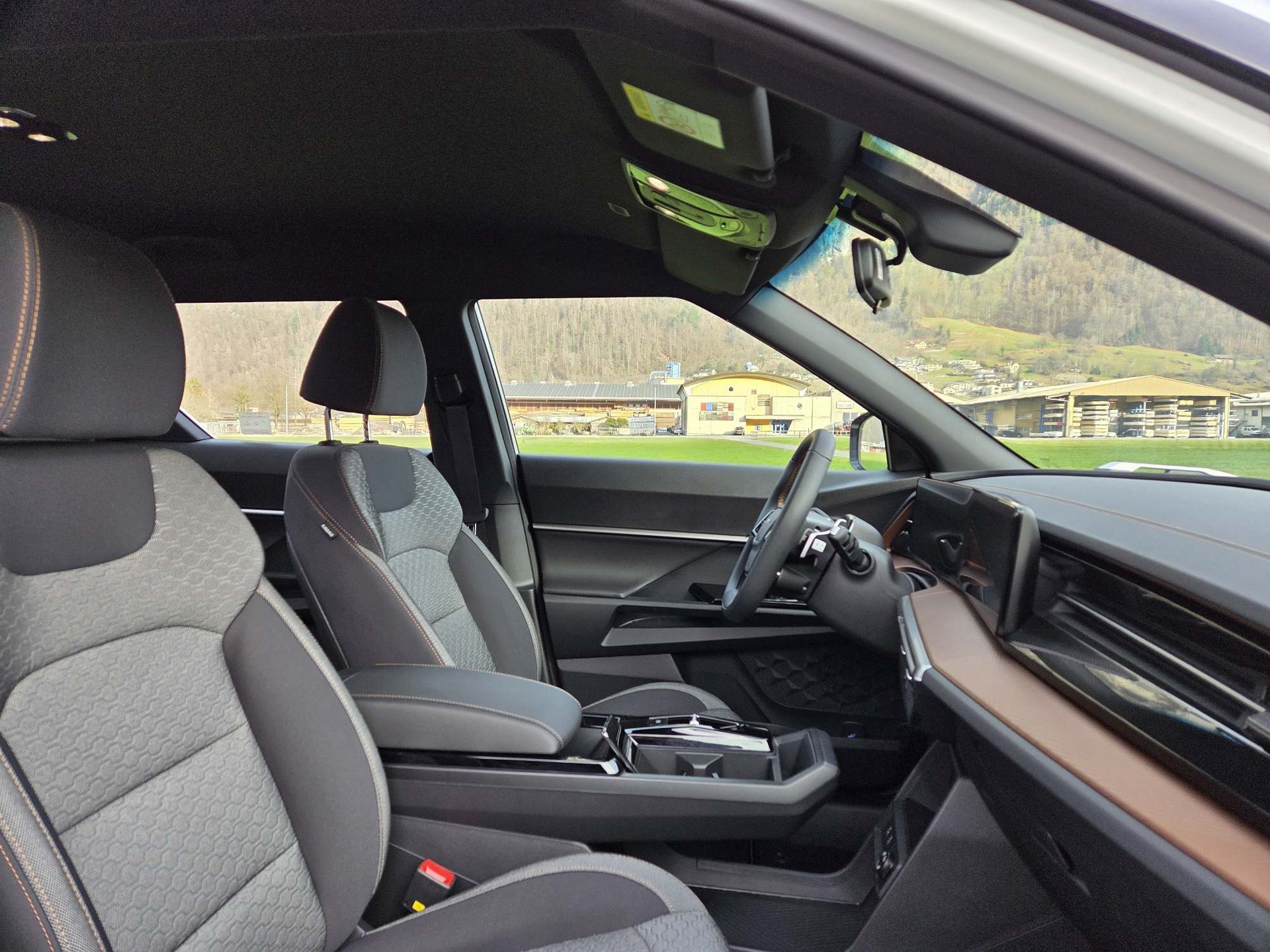 KGM-SsangYong Musso 80,6 kWh Mels Edition 4WD-image-9