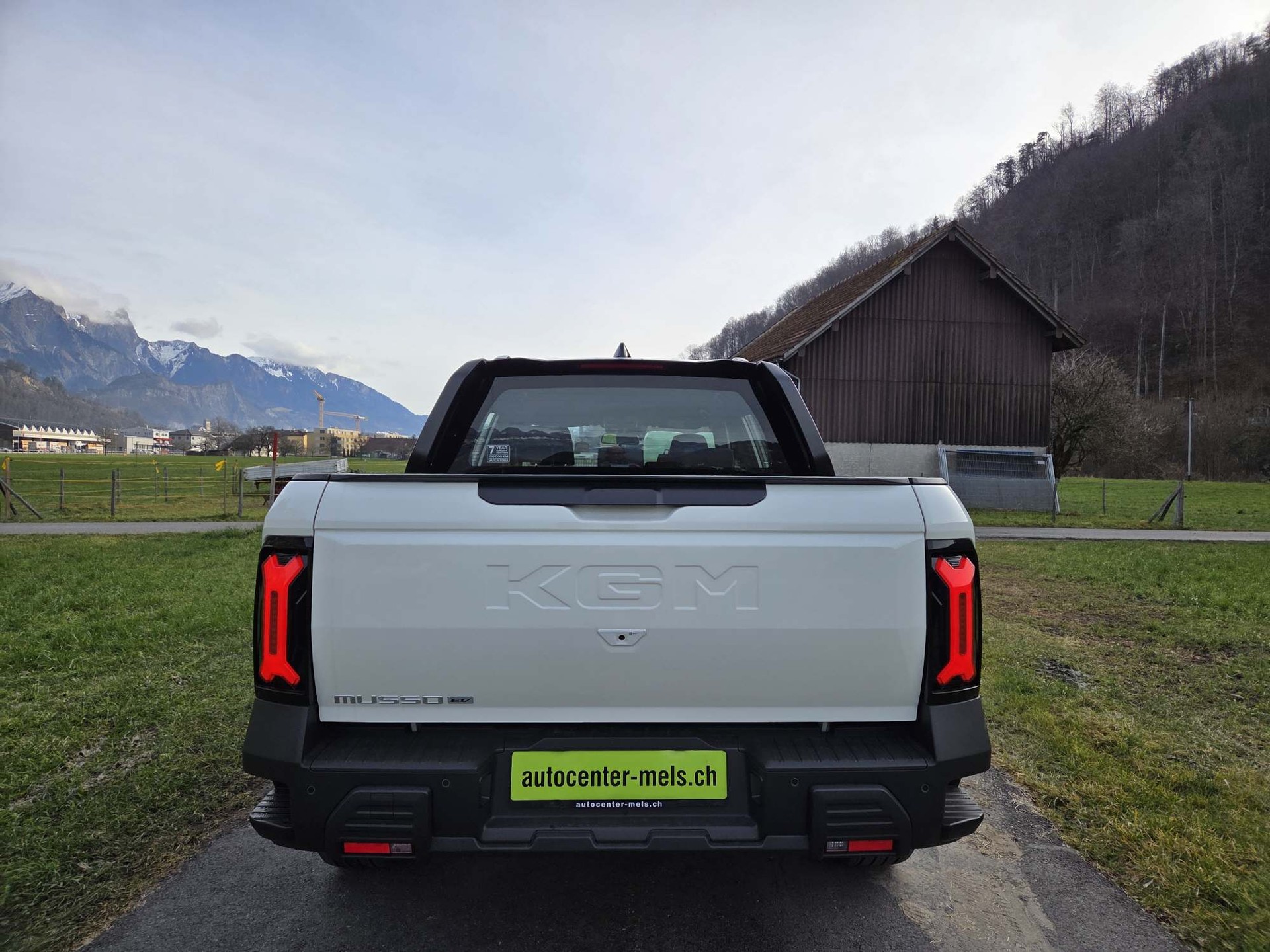 KGM-SsangYong Musso 80,6 kWh Mels Edition 4WD-image-5
