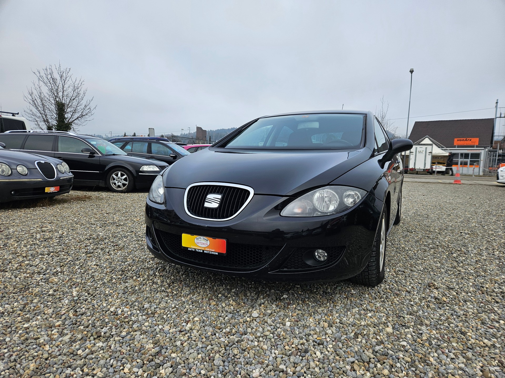SEAT Leon 1.4 TSI Reference-image-10