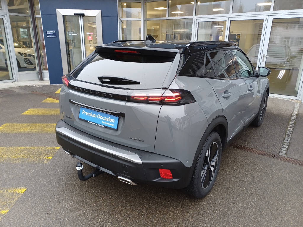 PEUGEOT 2008 1.2 Hybrid 145 GT-image-2