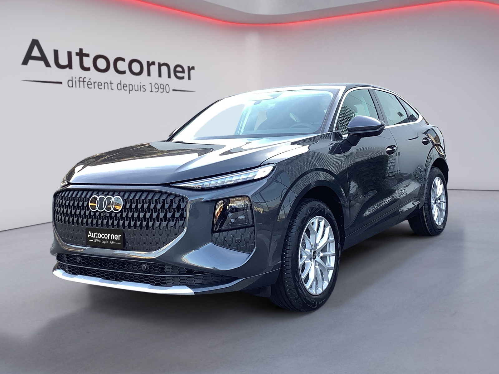 AUDI Q3 Sportback 110 kW TFSI S tronic-image-6