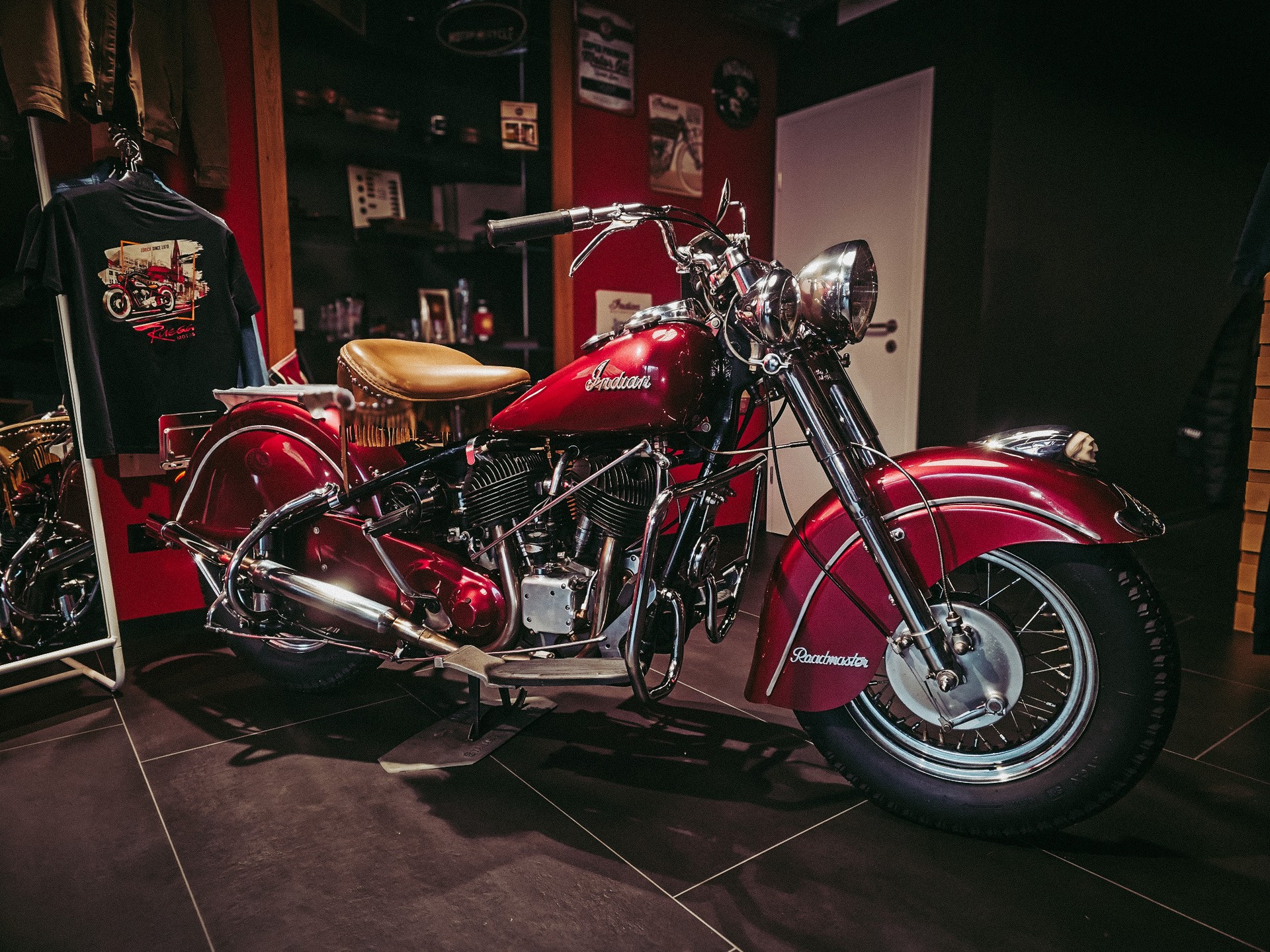 INDIAN CHIEF