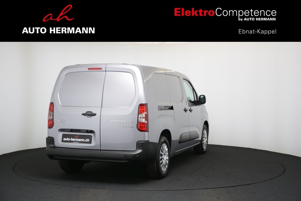 TOYOTA Proace City Van EV Advanced Long L2-image-5