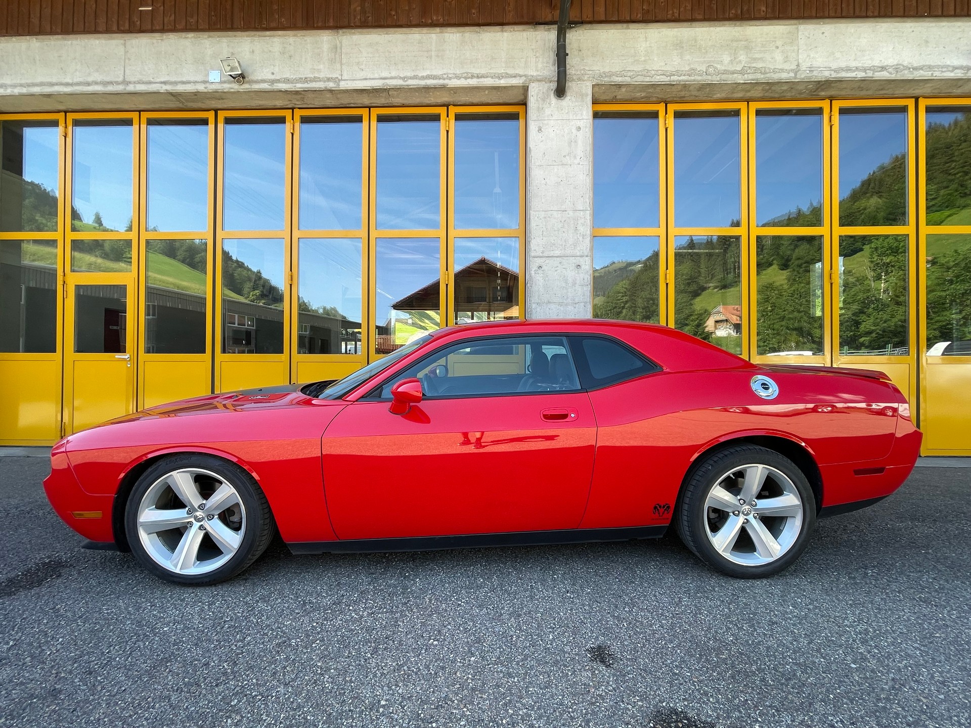 DODGE 5.7 V8 Hemi R/T Miami