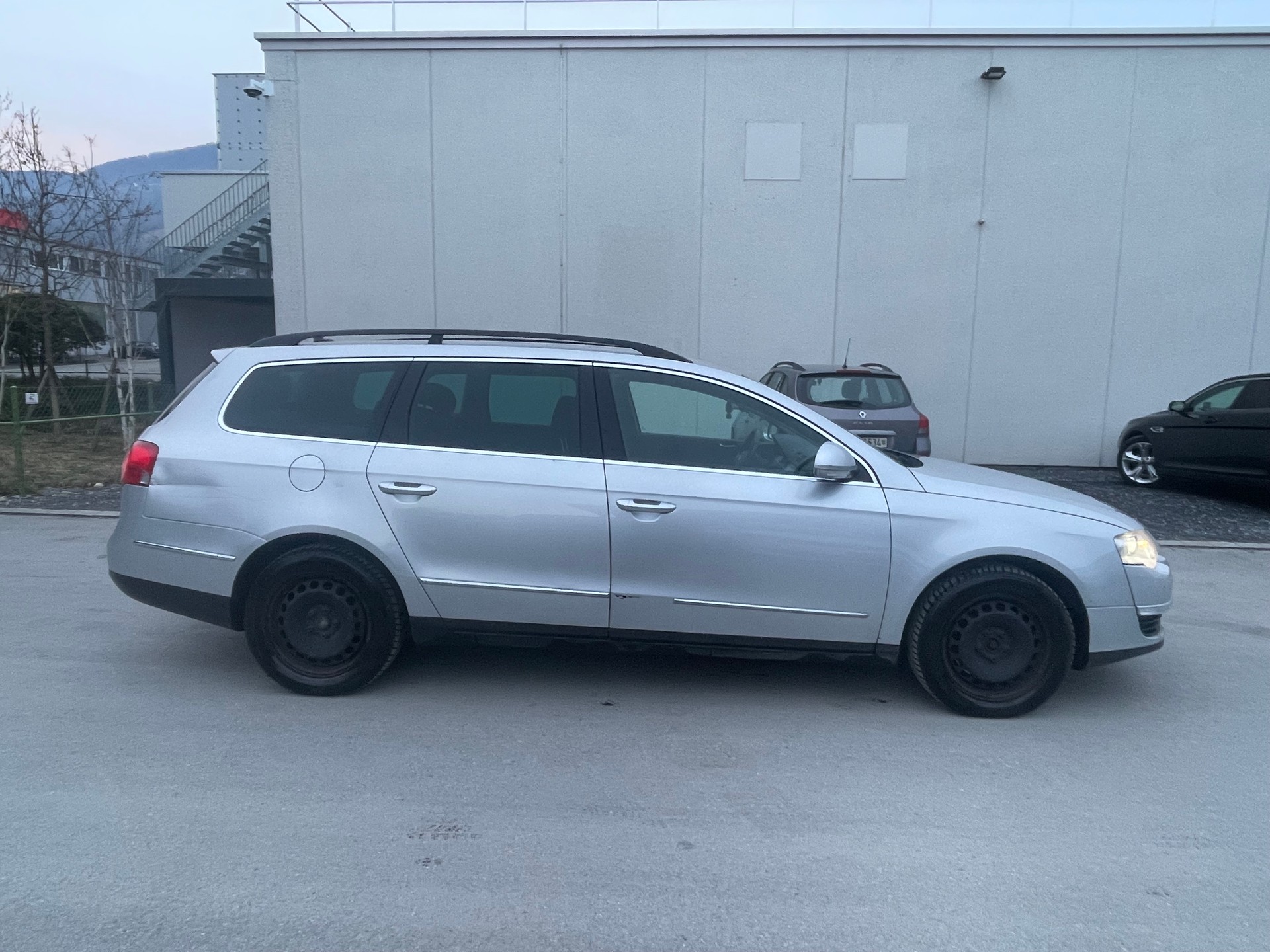 VW Passat Variant 2.0 TDI Comfortline-image-5