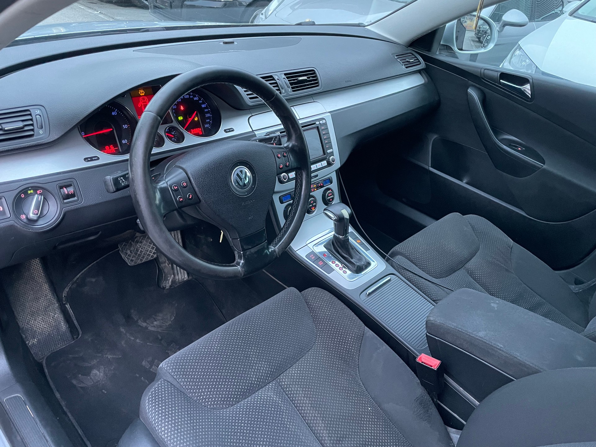 VW Passat Variant 2.0 TDI Comfortline-image-9