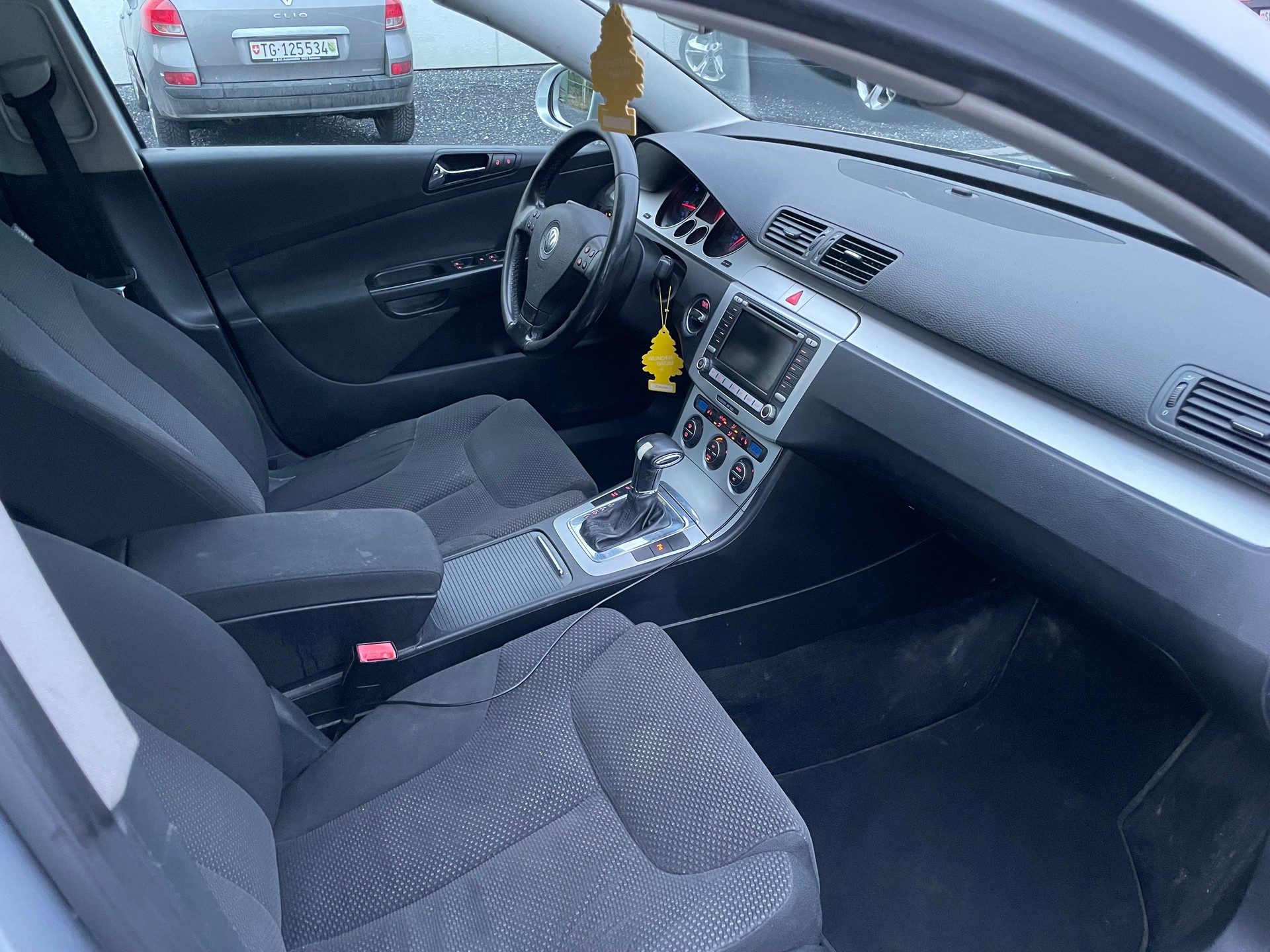 VW Passat Variant 2.0 TDI Comfortline-image-8