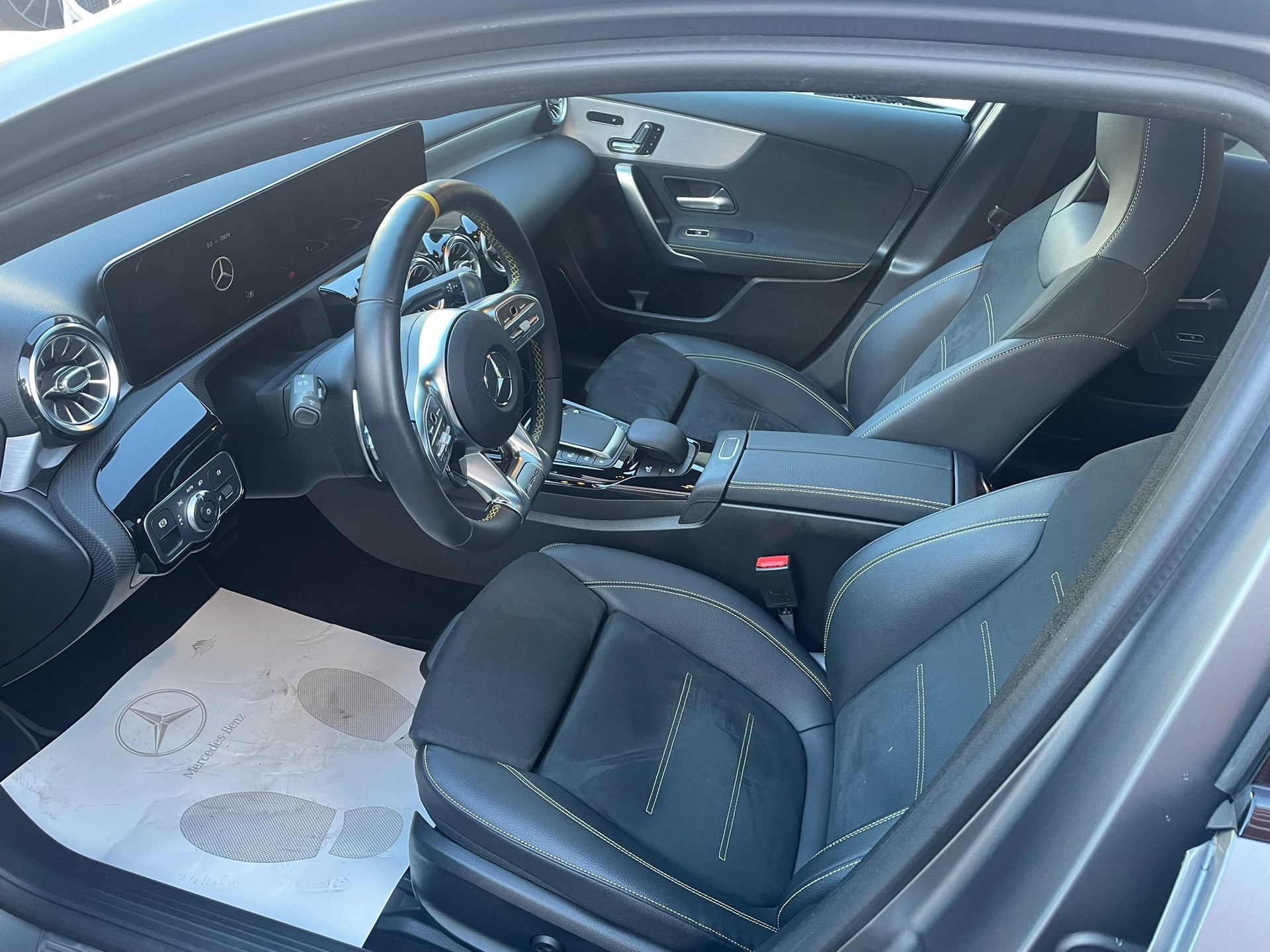 MERCEDES-BENZ A 45 S AMG 4Matic+ Speedshift-image-7