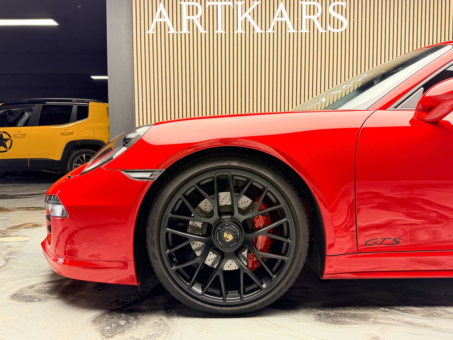 PORSCHE 911 Targa 4 GTS PDK-image-3