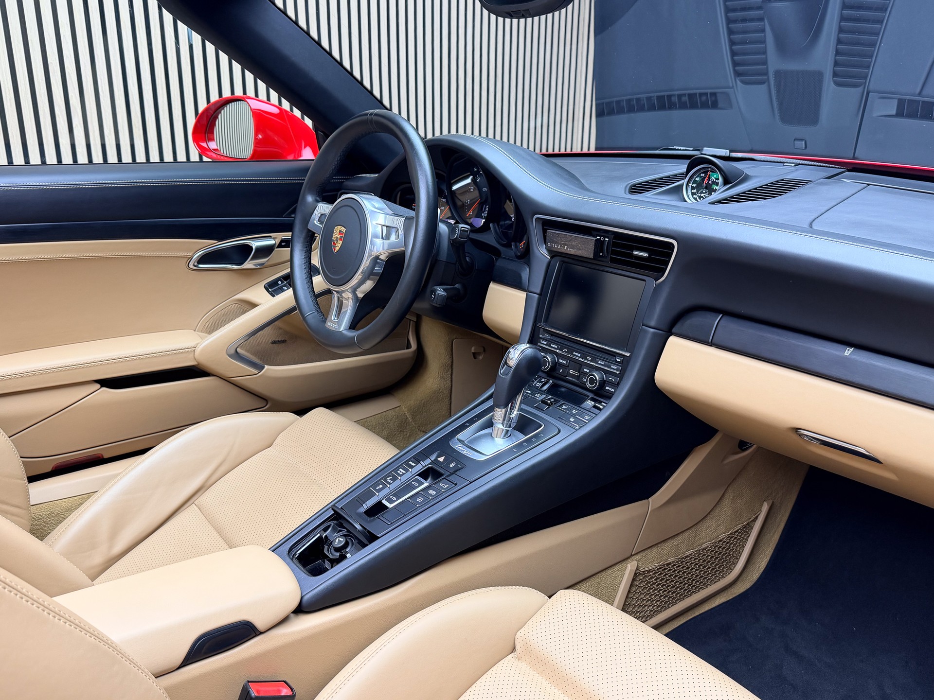 PORSCHE 911 Targa 4 GTS PDK-image-9