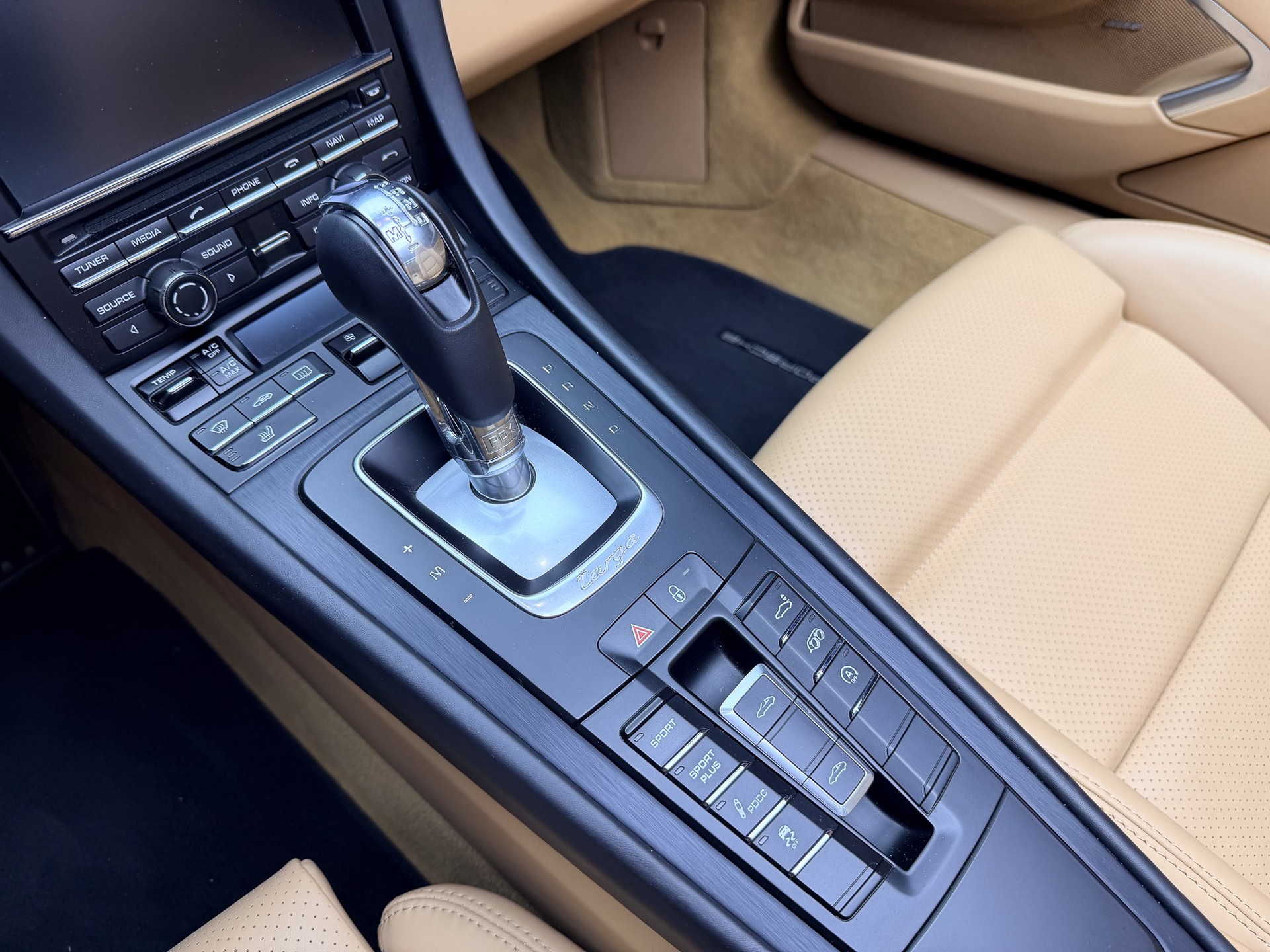PORSCHE 911 Targa 4 GTS PDK-image-11