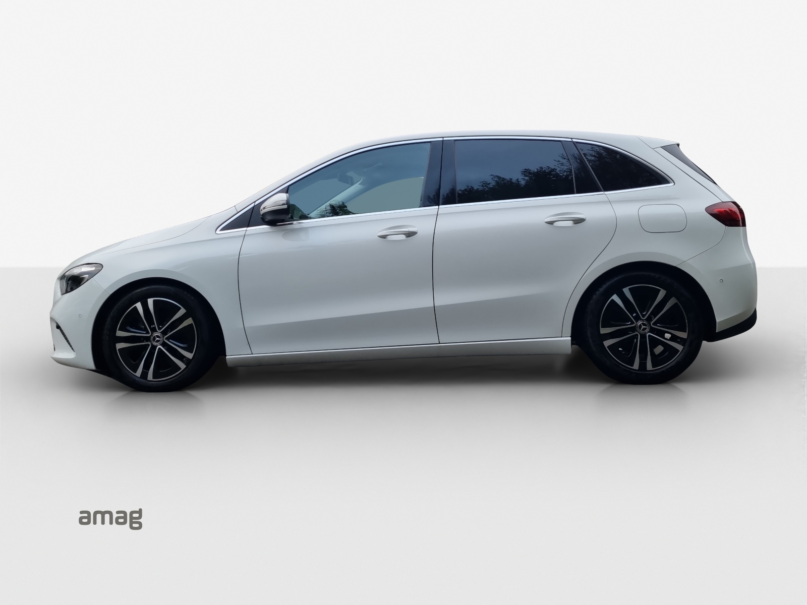 MERCEDES-BENZ B 220 4Matic 8G-DCT-showroom-element-1