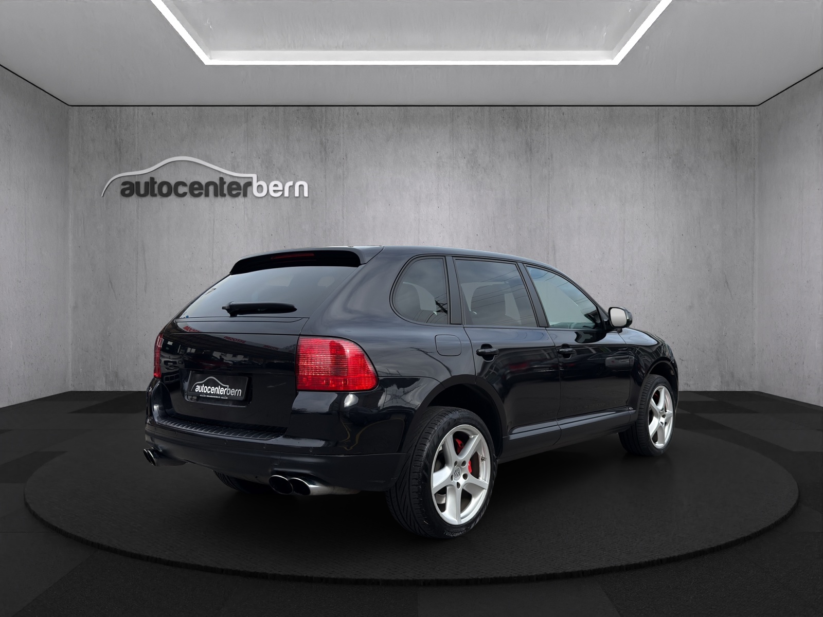 PORSCHE Cayenne Turbo S-image-6