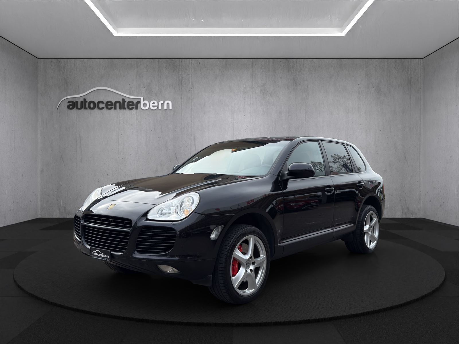 PORSCHE Cayenne Turbo S-image-2
