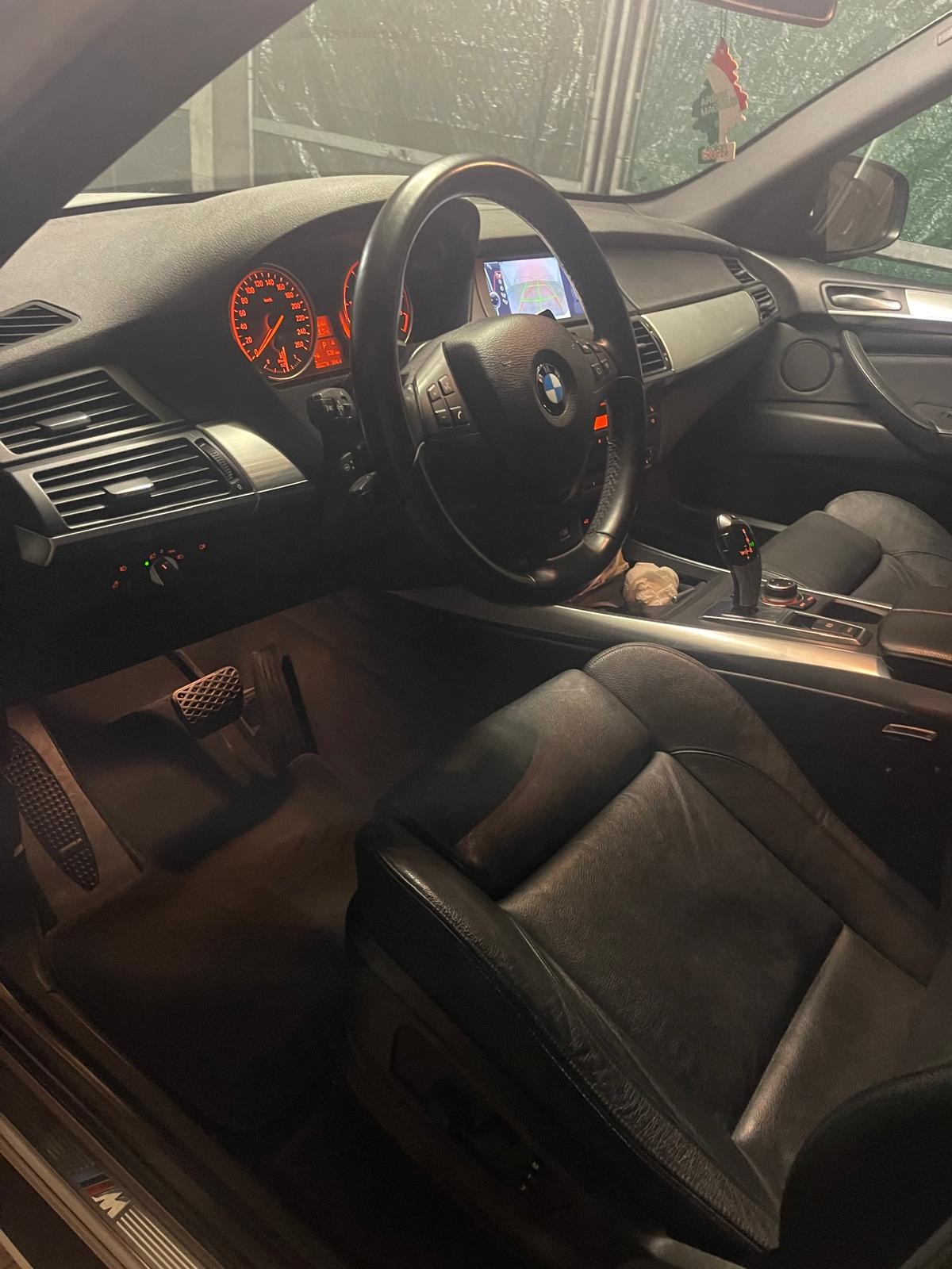 BMW X5 xDrive 30d Steptronic-image-6