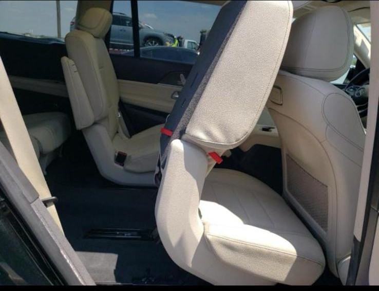 MERCEDES-BENZ GLS 450 4MATIC-image-5