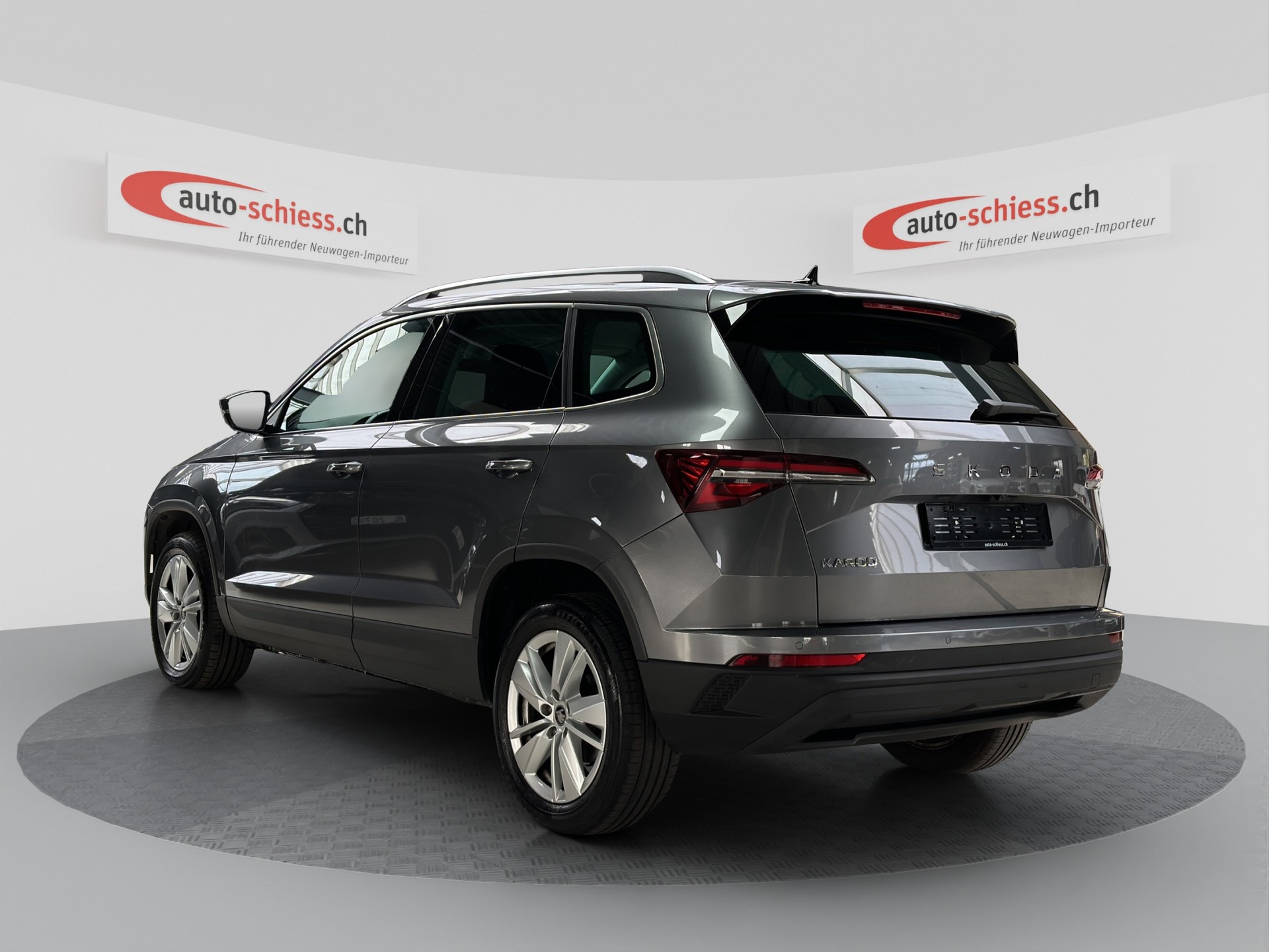 SKODA Karoq 1.5 TSI Selection DSG-image-2