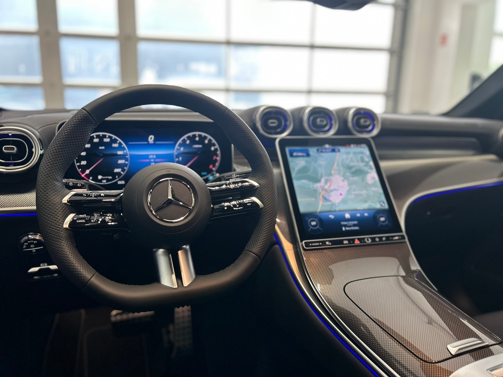 MERCEDES-BENZ GLC 300 4Matic 9G-Tronic-image-7