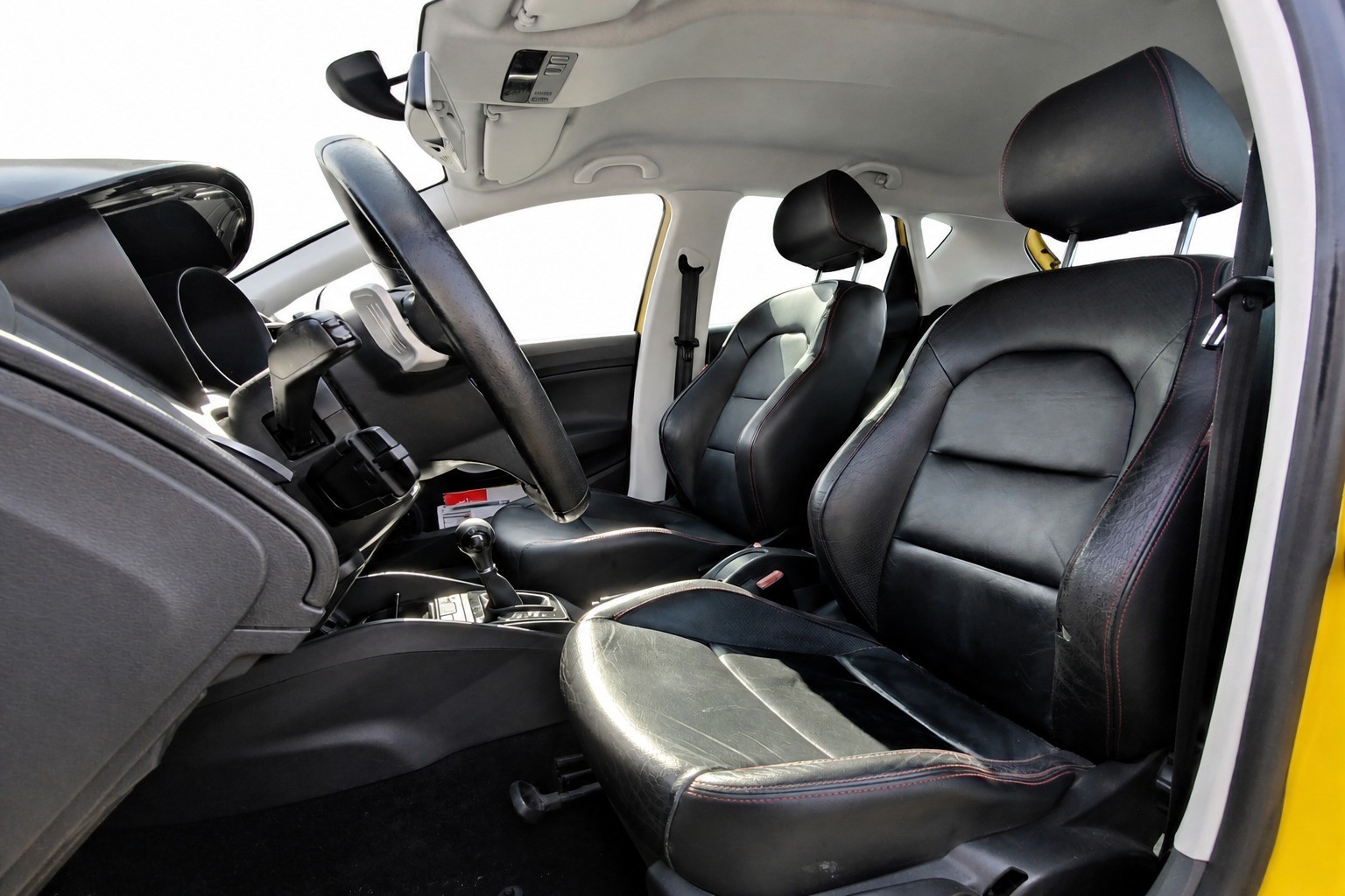 SEAT Ibiza SC 1.4 TSI FR DSG-image-7