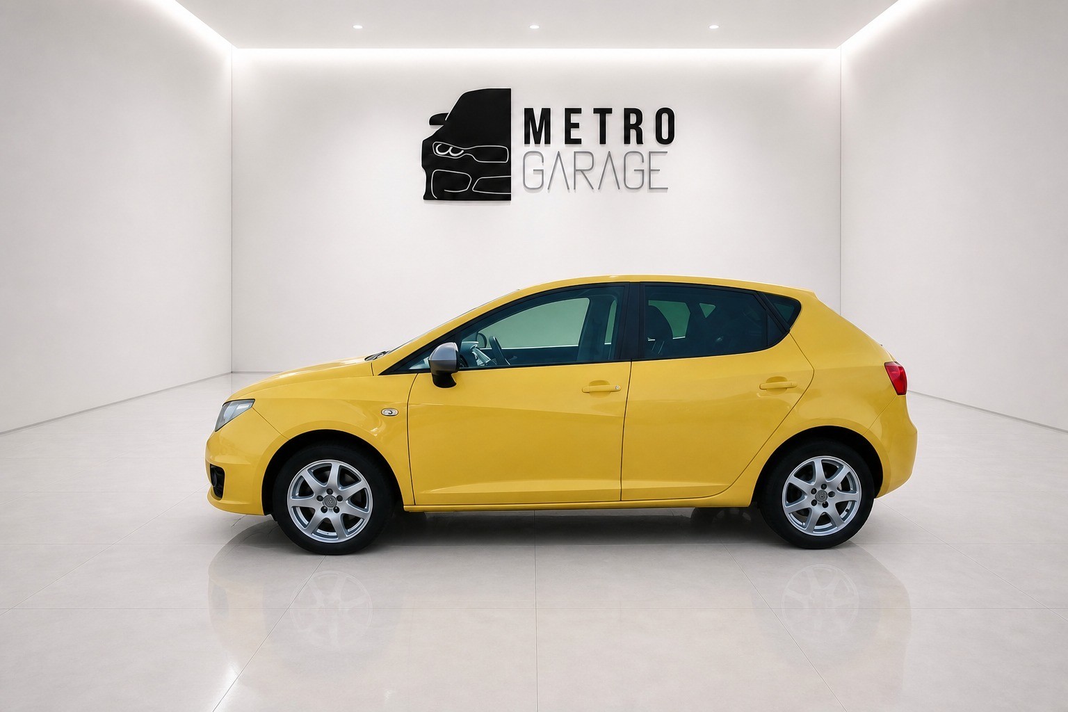 SEAT Ibiza SC 1.4 TSI FR DSG-image-1