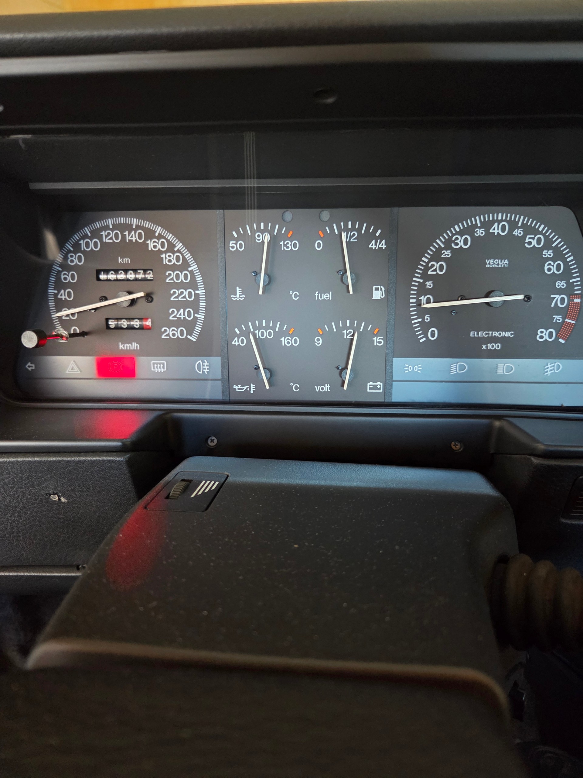 LANCIA Thema 2.0 i.e. 16V T. LS-image-11