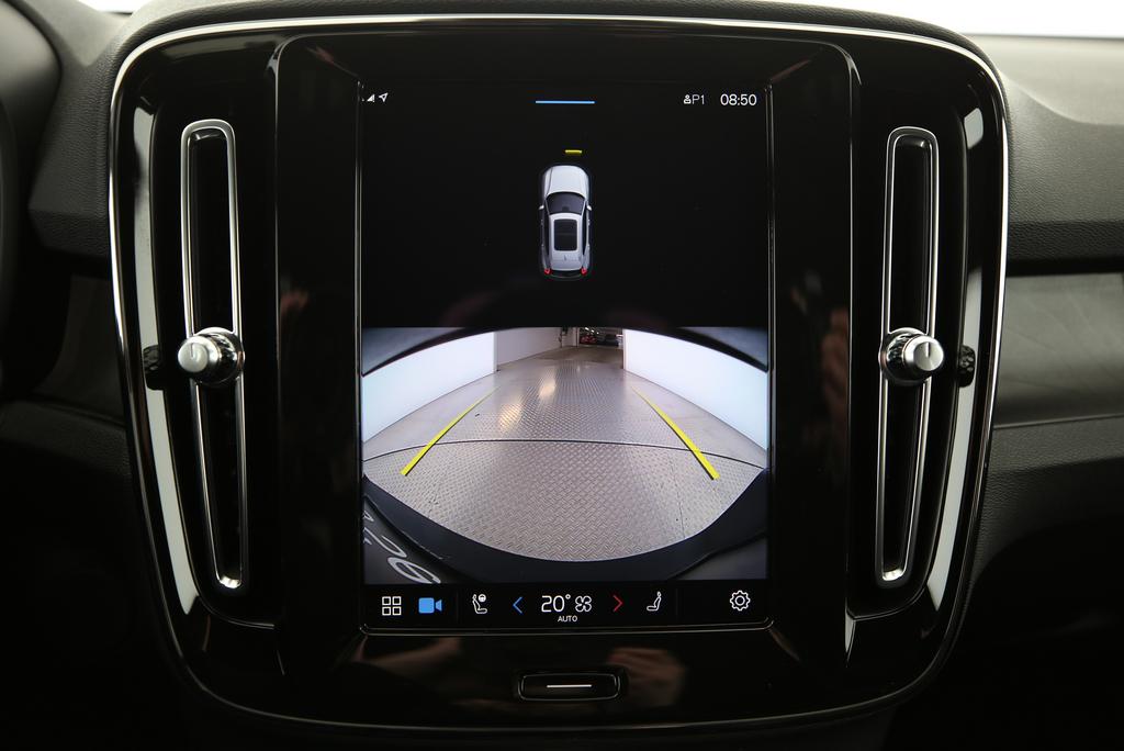 VOLVO XC40 P6 Plus-image-7