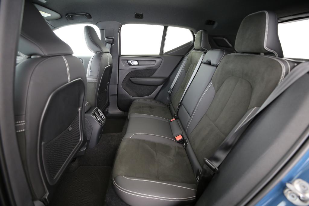 VOLVO XC40 P6 Plus-image-11