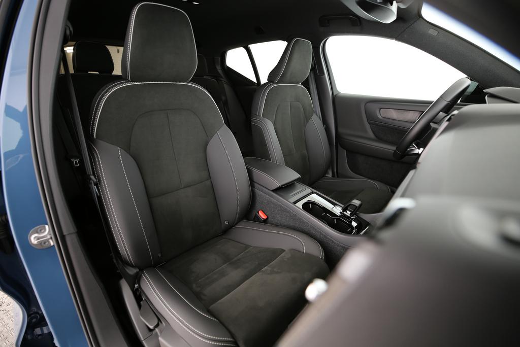 VOLVO XC40 P6 Plus-image-10