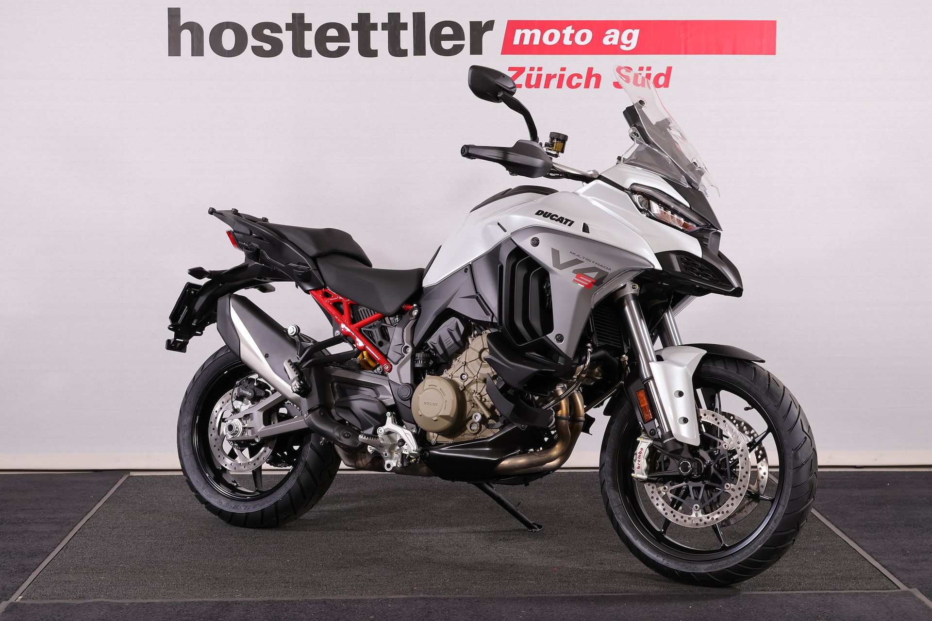 DUCATI Multistrada V4 S-showroom-element-2