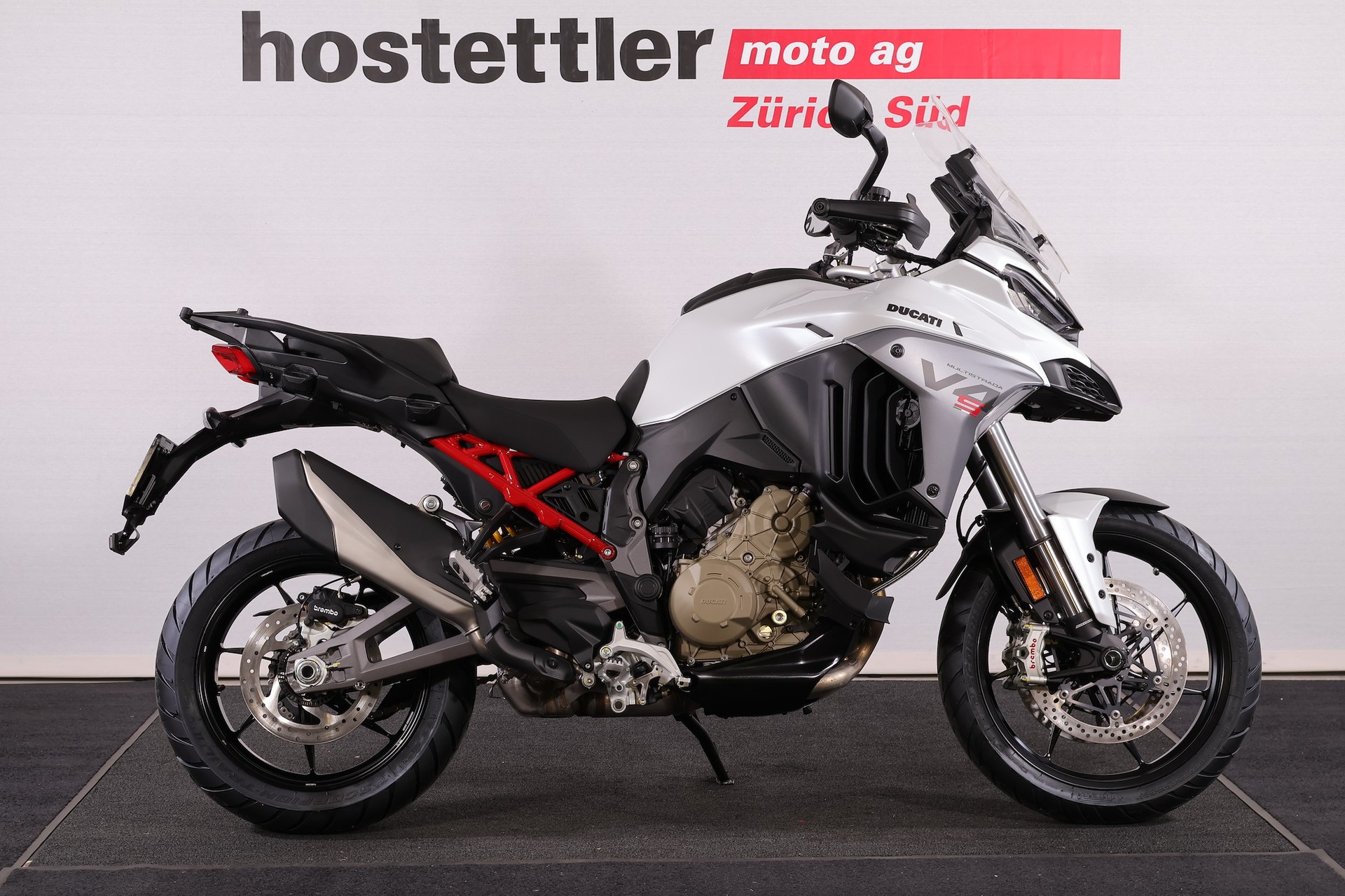 DUCATI Multistrada V4 S-showroom-element-3