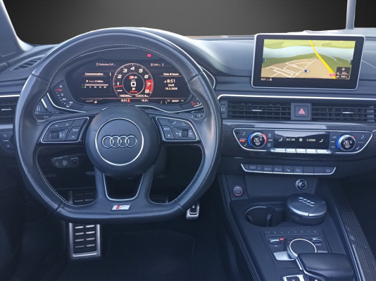 AUDI S5 Cabrio 3.0 TFSI quatt.-image-8