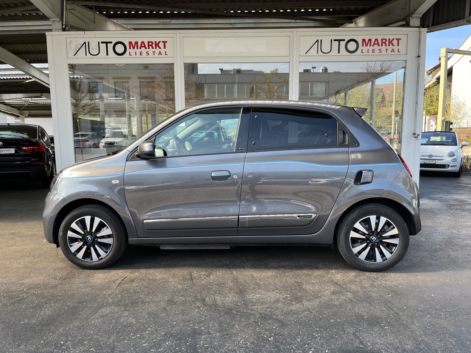 RENAULT Twingo Electric Intens-showroom-element-1