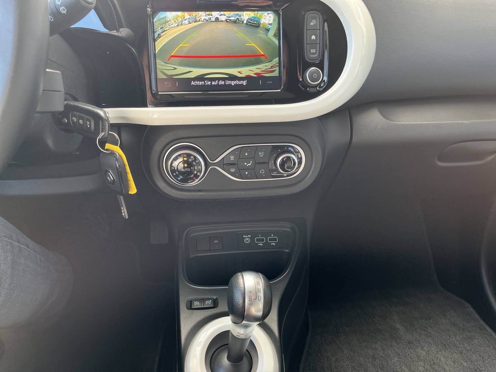 RENAULT Twingo Electric Intens-image-10