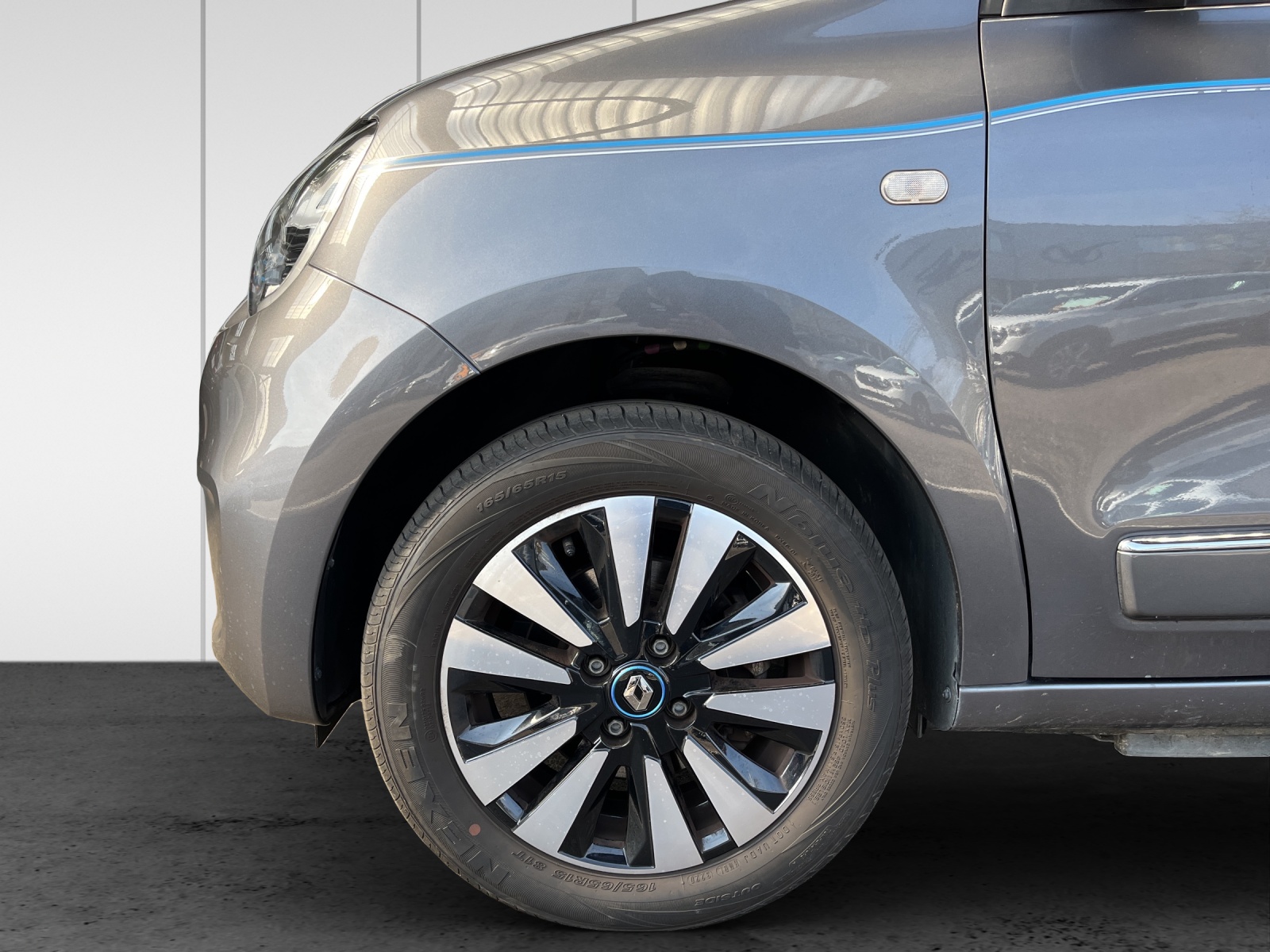 RENAULT Twingo Electric Intens-image-12