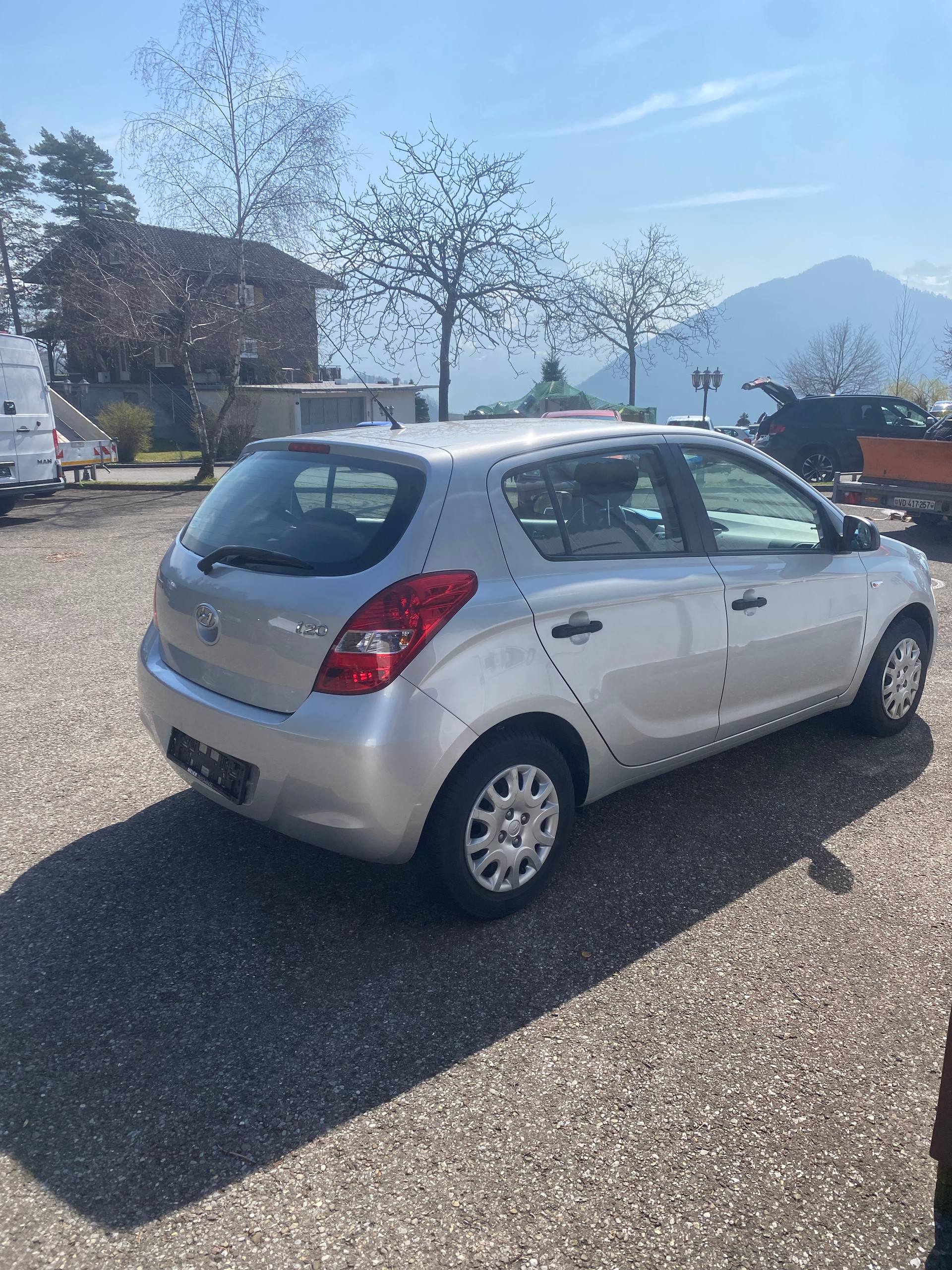 HYUNDAI i20 1.2 Comfort-image-3
