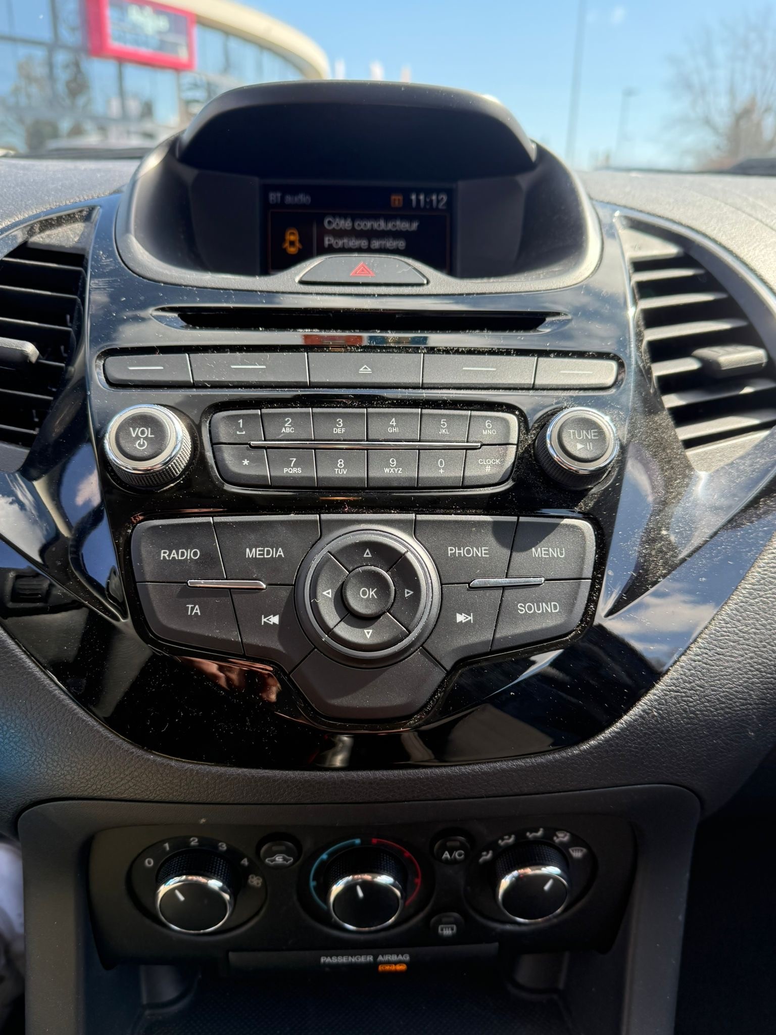 FORD KA+ 1.2 Ti-VCT Cool&Sound-image-12