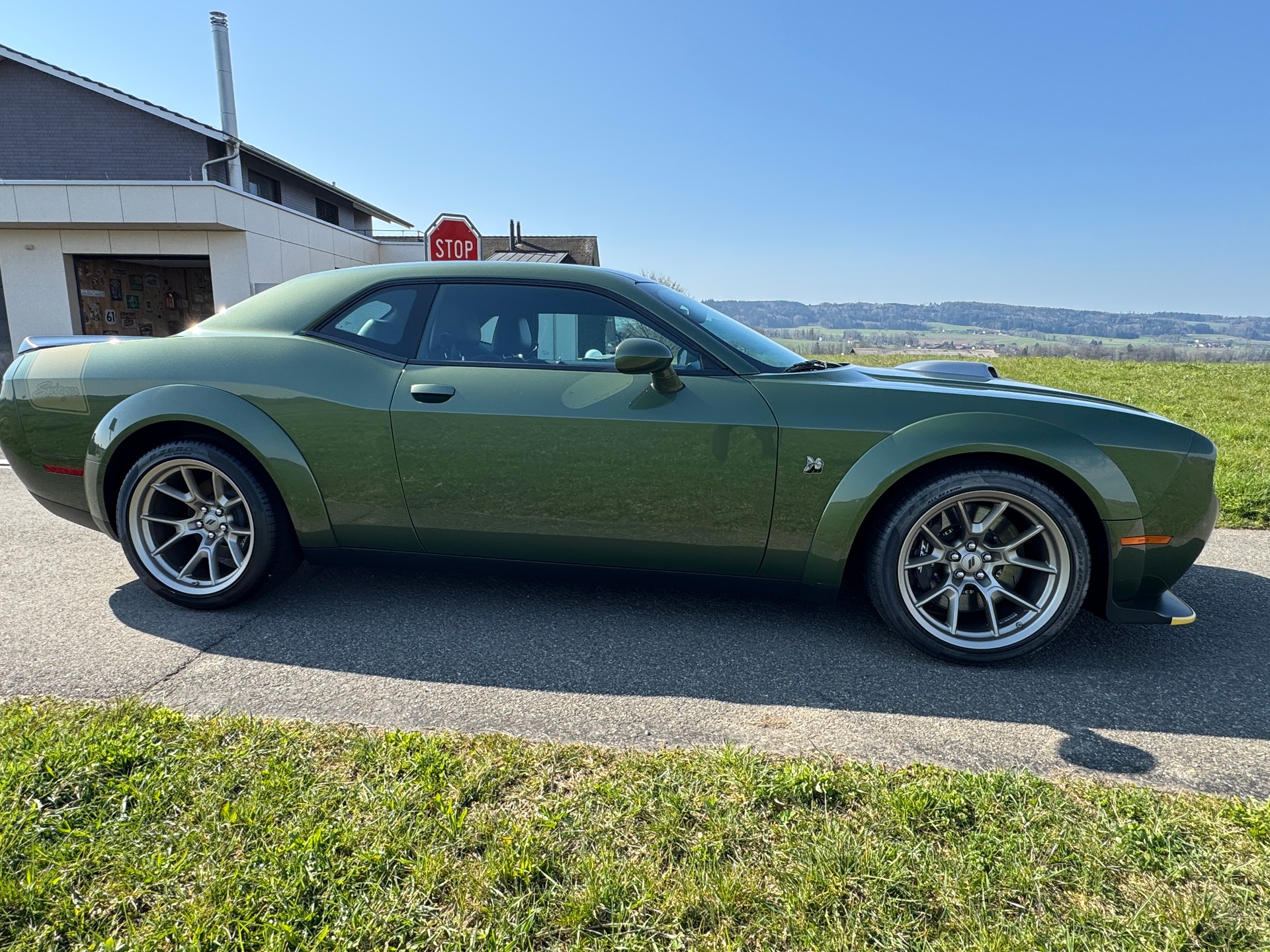 DODGE Challenger 6.4 HEMI Scat Pack Widebody – Swinger - Last Call Edition-image-8