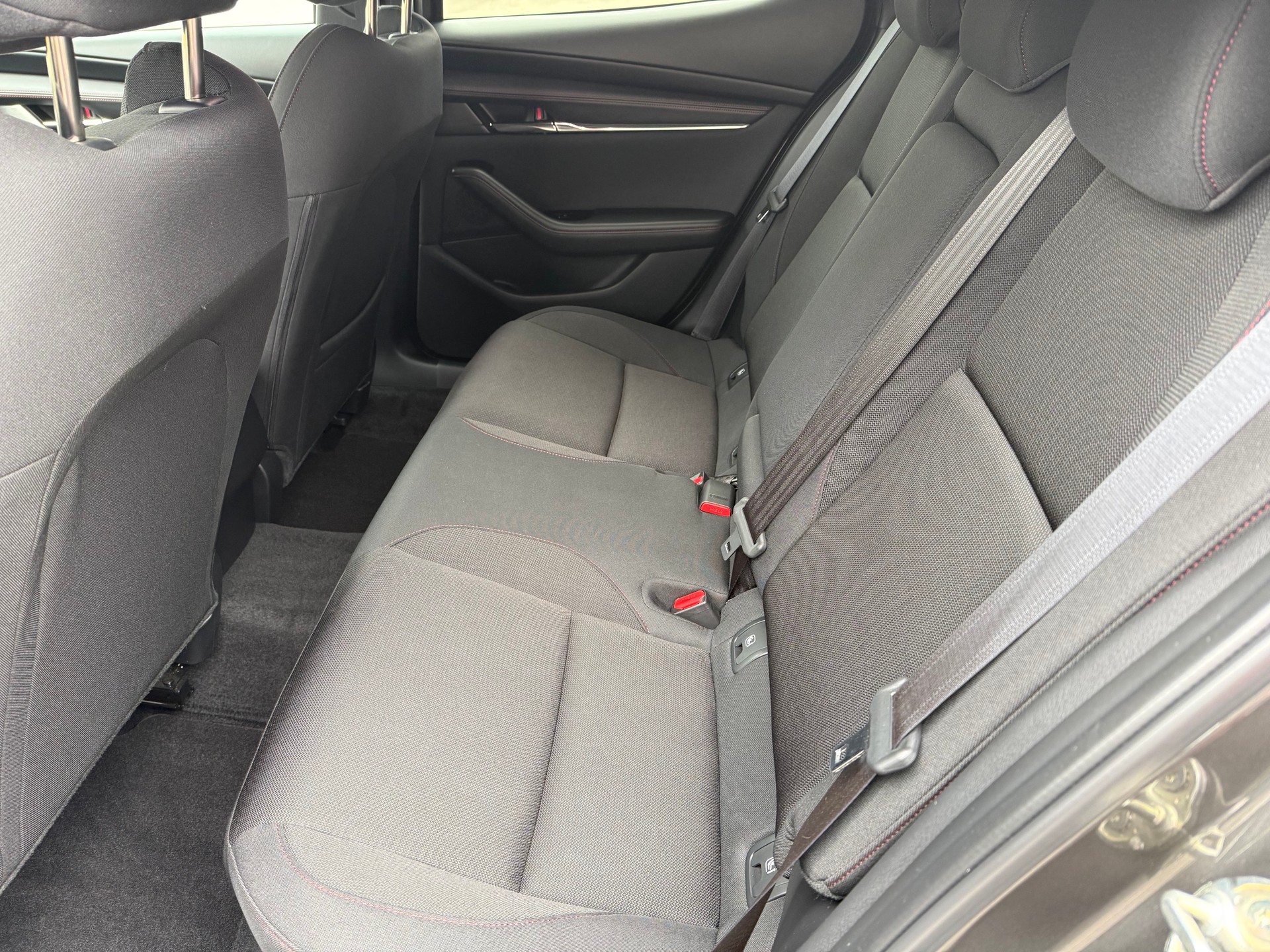 MAZDA 3 Hatchback SKYACTIV-X M Hybrid 186 Homura Automat-image-8