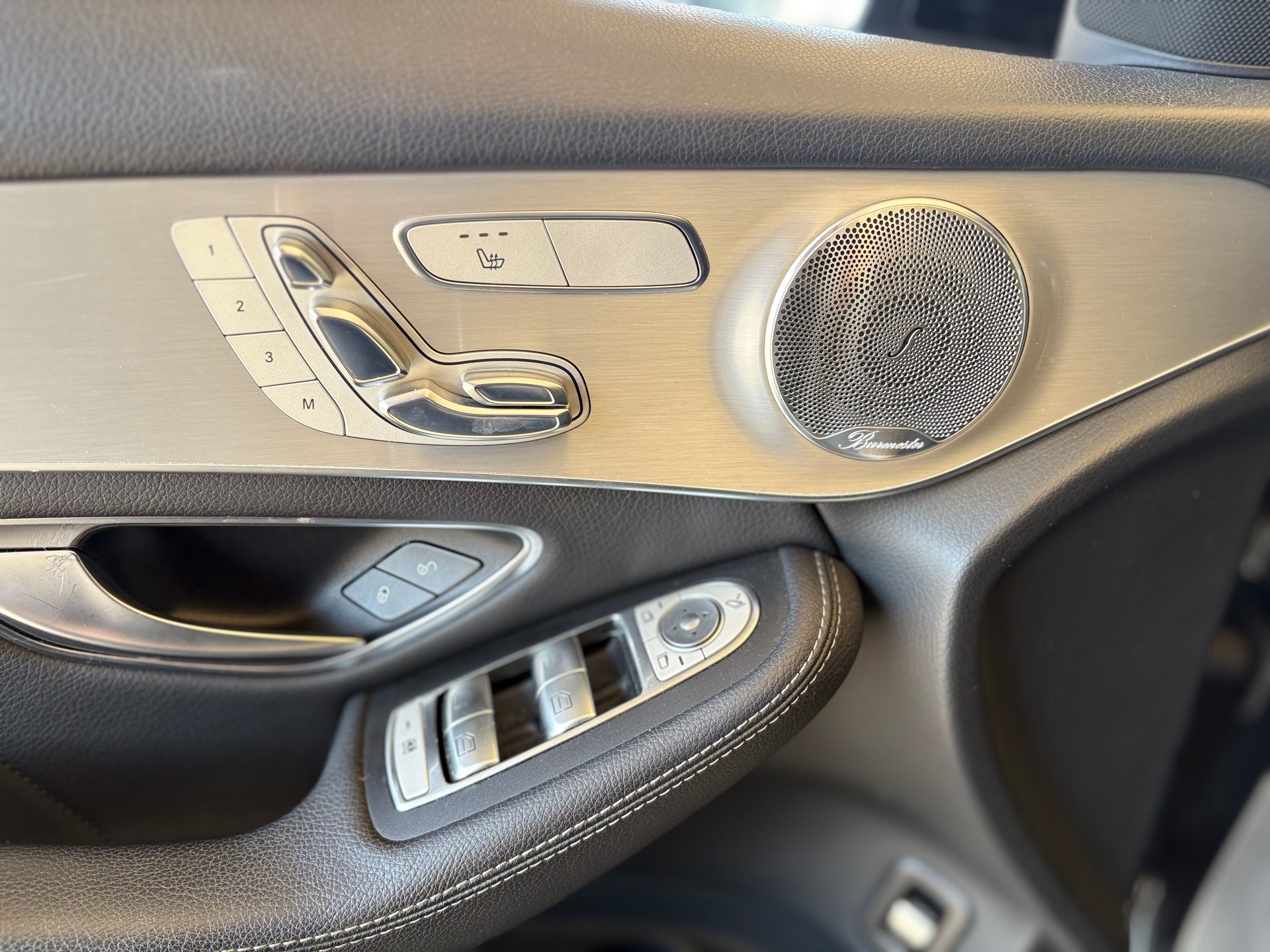 MERCEDES-BENZ GLC Coupé 350 e Exclusive 4Matic 7G-Tronic-image-7