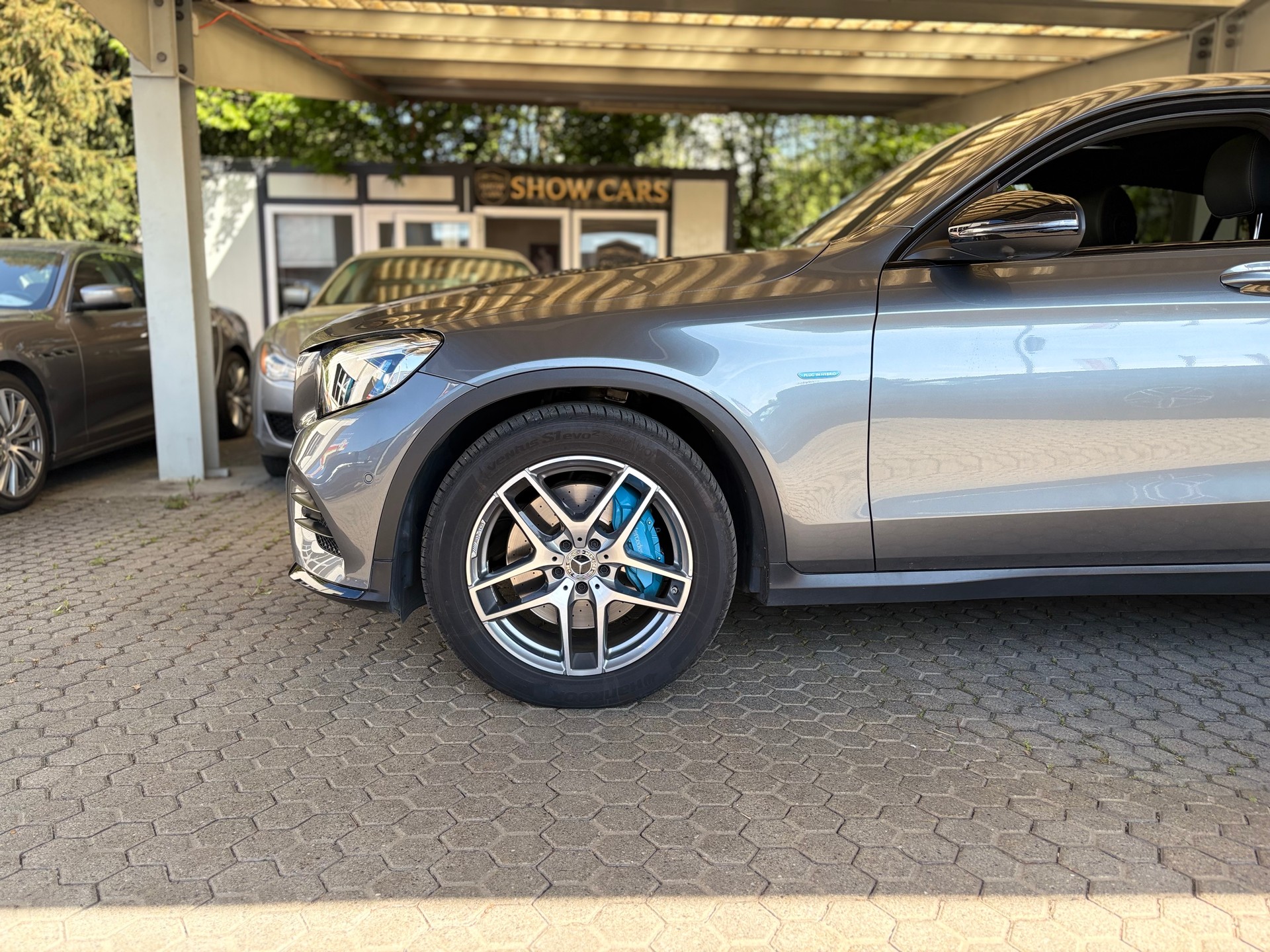 MERCEDES-BENZ GLC Coupé 350 e Exclusive 4Matic 7G-Tronic-image-2