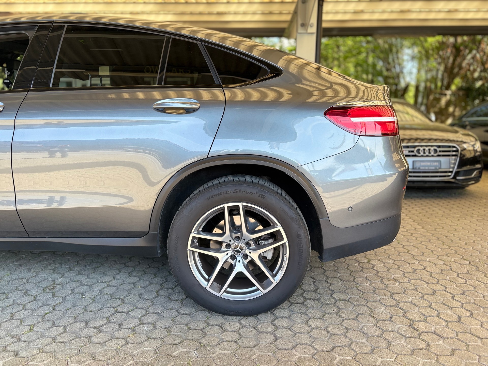 MERCEDES-BENZ GLC Coupé 350 e Exclusive 4Matic 7G-Tronic-image-3