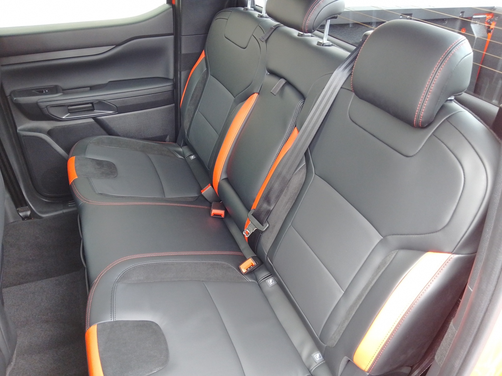 FORD Ranger Doppel Kabine Pick-up 3.0 EcoBoost 4x4 Raptor 292 PS-image-7
