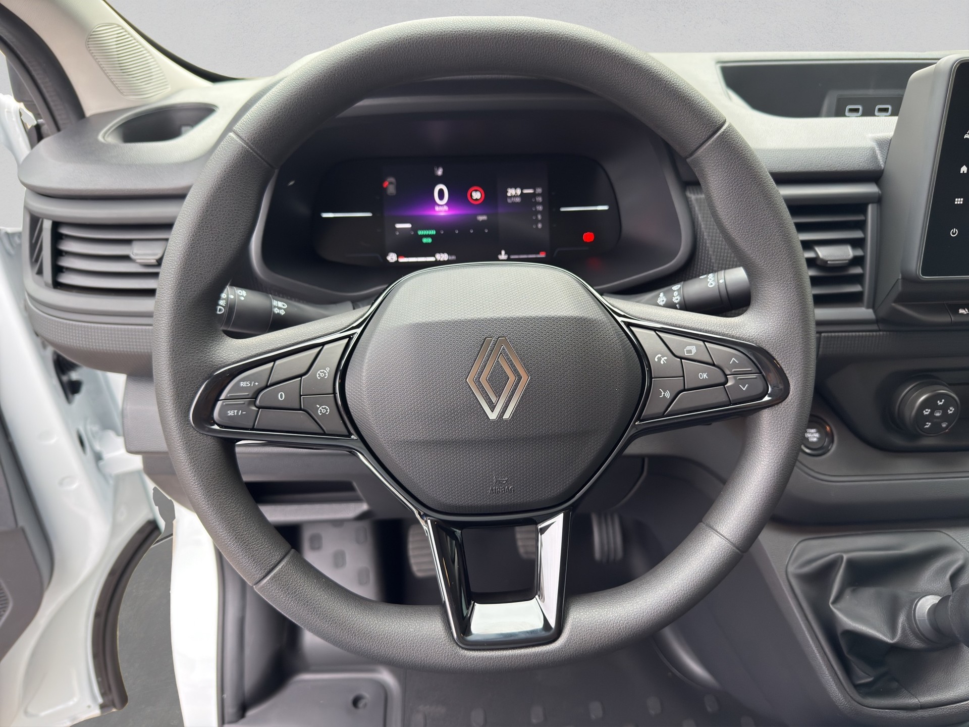 RENAULT Trafic 2.0 Blue dCi 130 Advance L2H1 EN-image-9