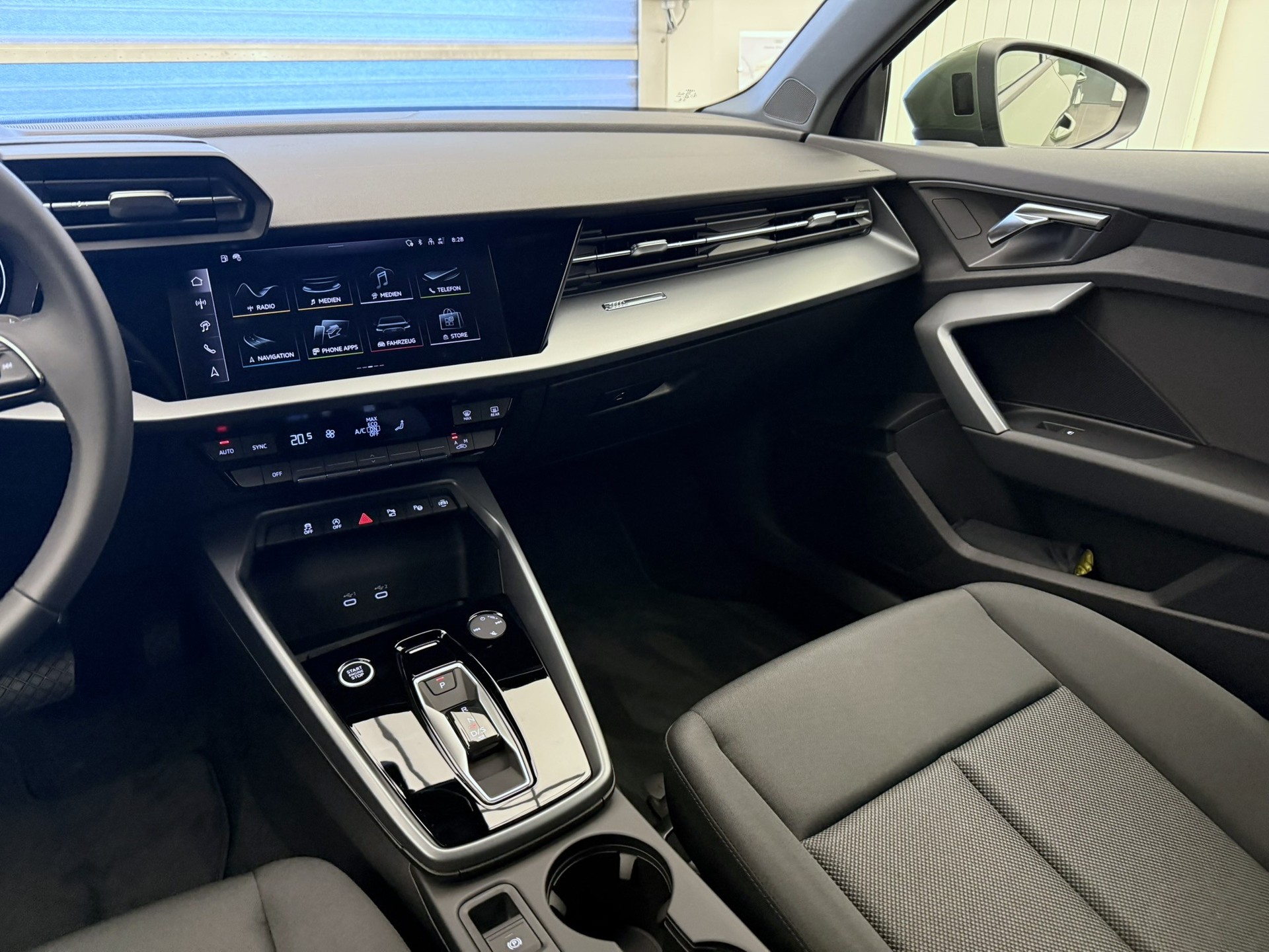 AUDI A3 Sportback TFSI 110 kW Attraction S tronic-image-16