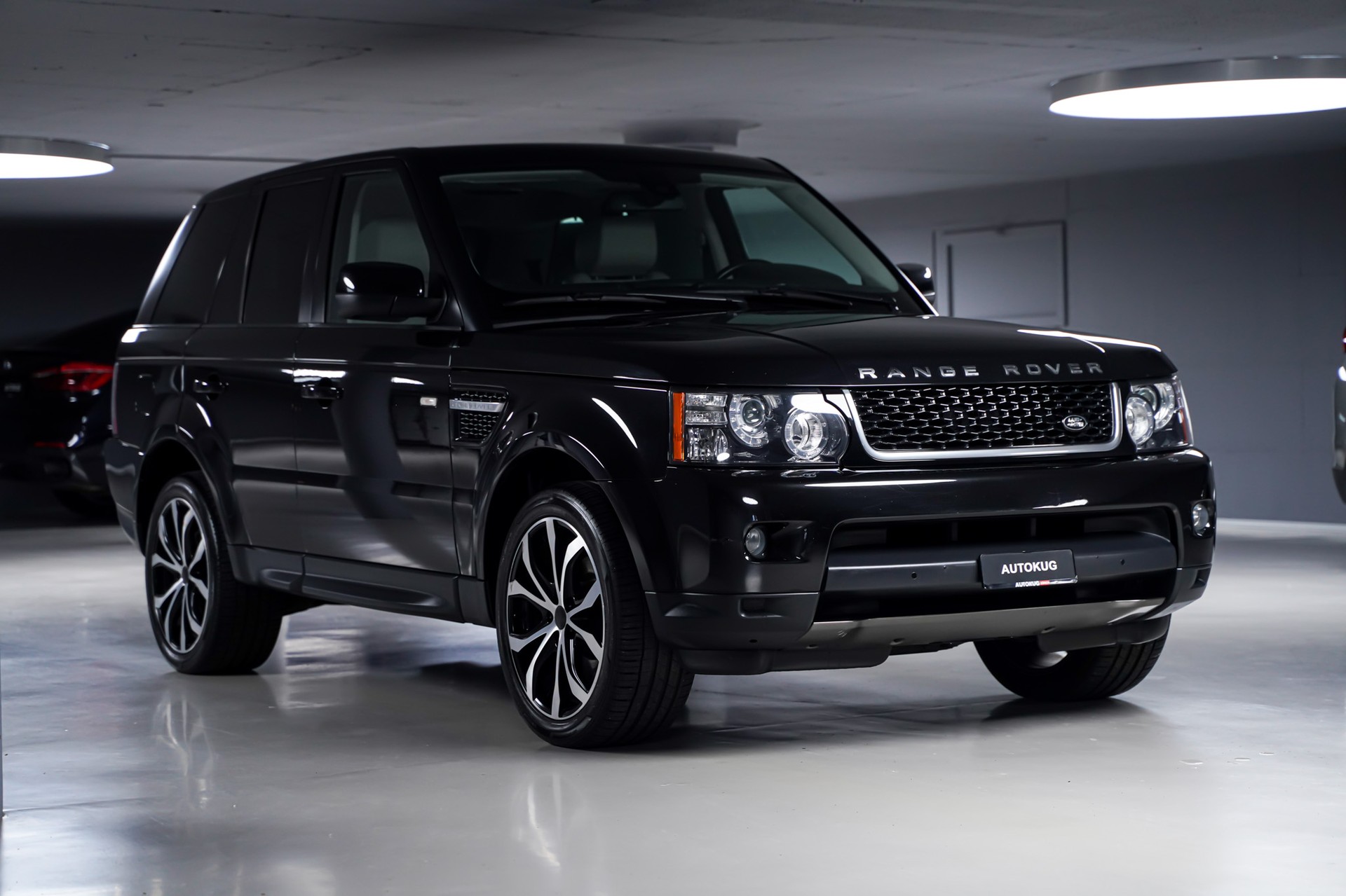 LAND ROVER Range Rover Sport 3.0 TDV6 Autobiography Automatic-image-2