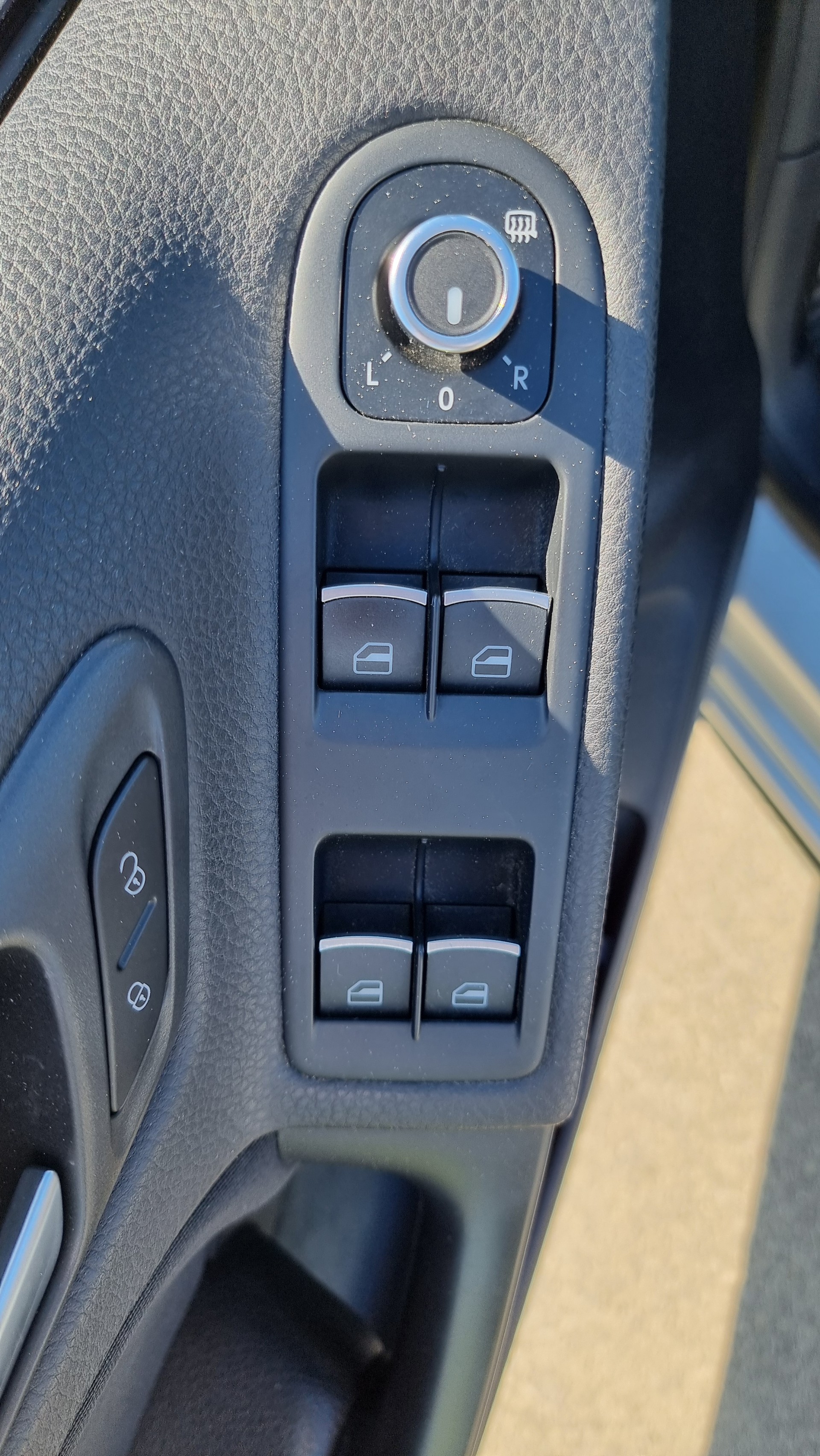 VW 2.0 TSI GTI-image-14