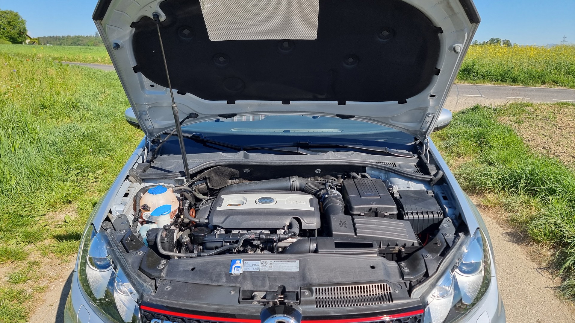 VW 2.0 TSI GTI-image-7