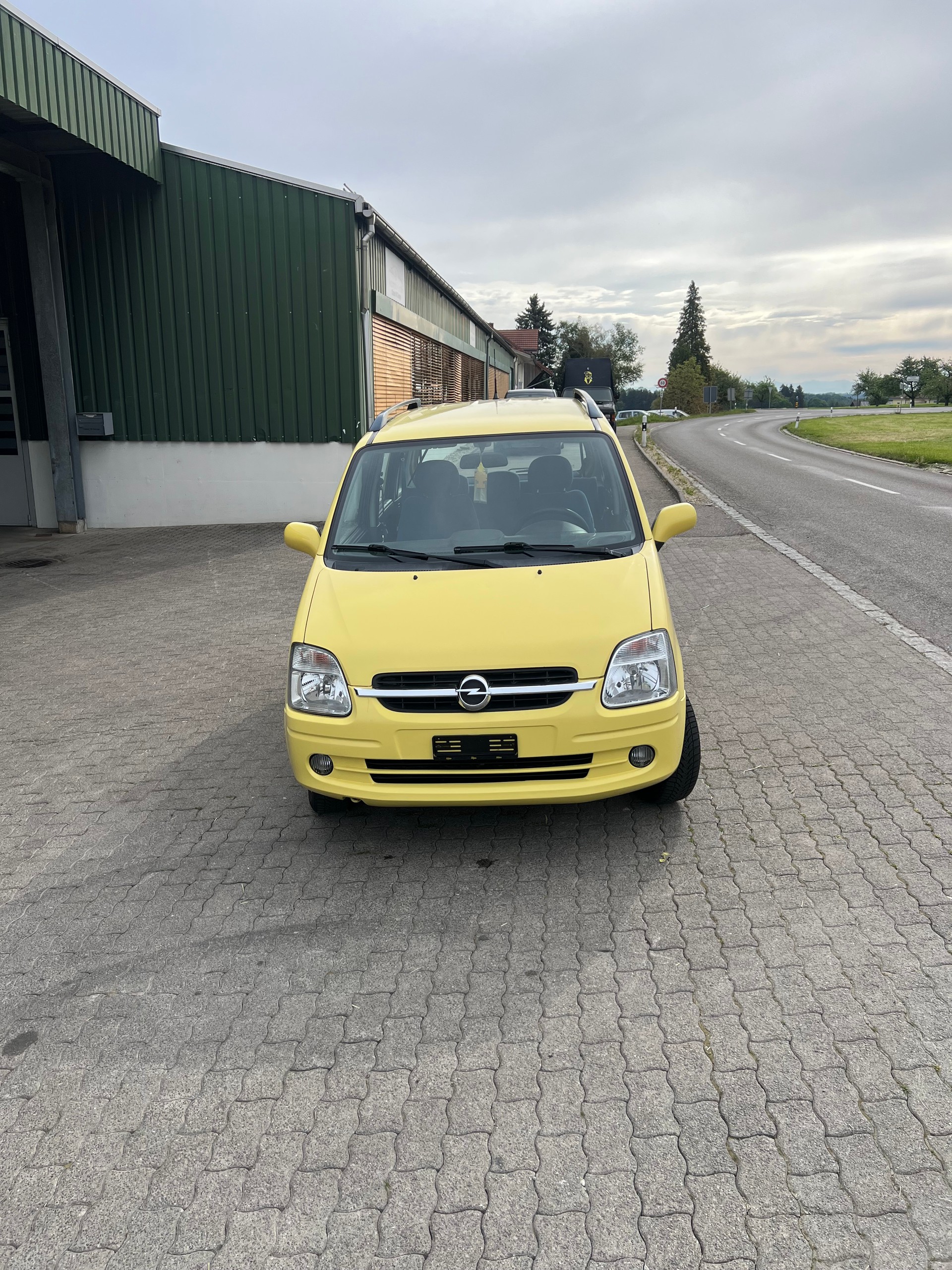 OPEL Agila 1.2 16V Comfort-image-0