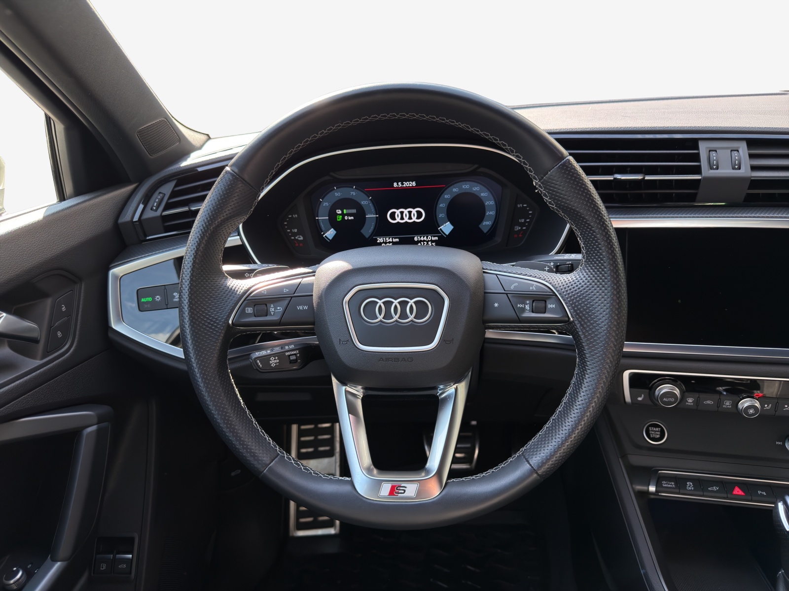 AUDI Q3 Sportback 45 TFSI e S line S-tronic-image-10