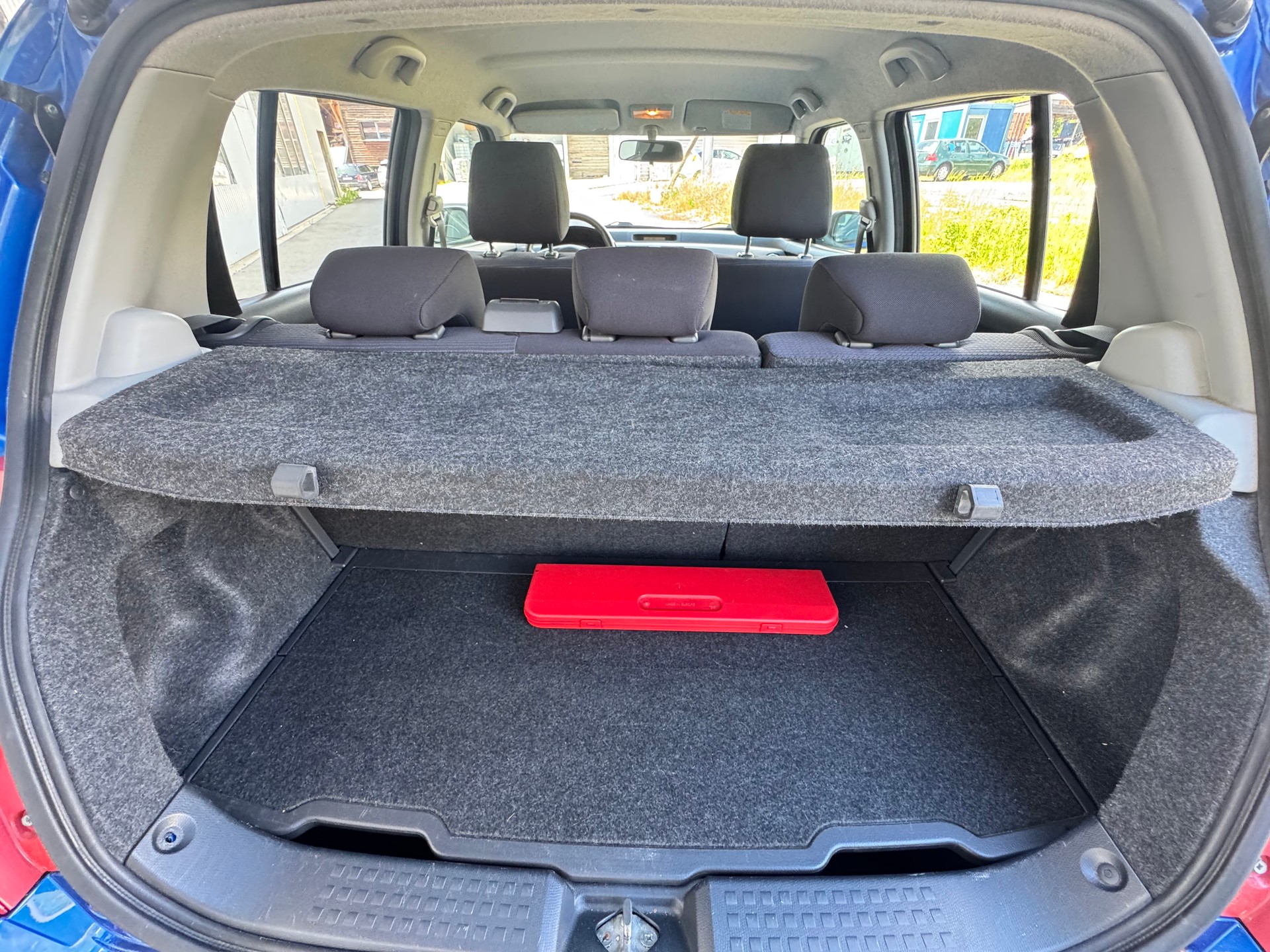 SUZUKI Swift 1.3i 16V GL Top Piz Sulai LE 4x4-image-13